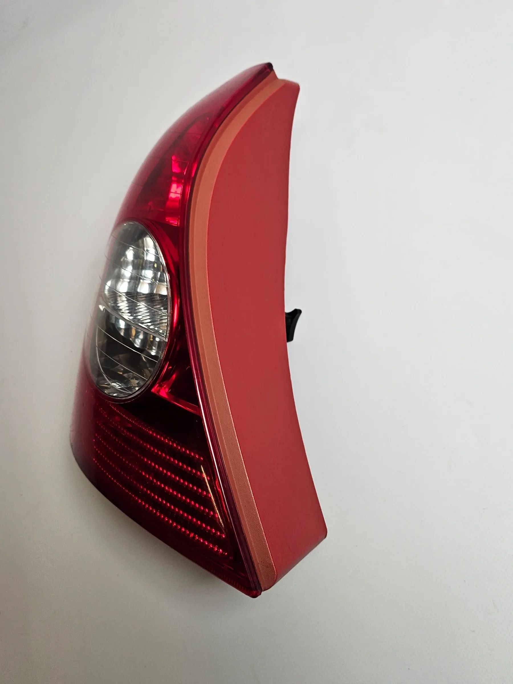 Original Renault Clio II BB, CB_ 01-04  Rückleuchte Rücklicht links 8200071413