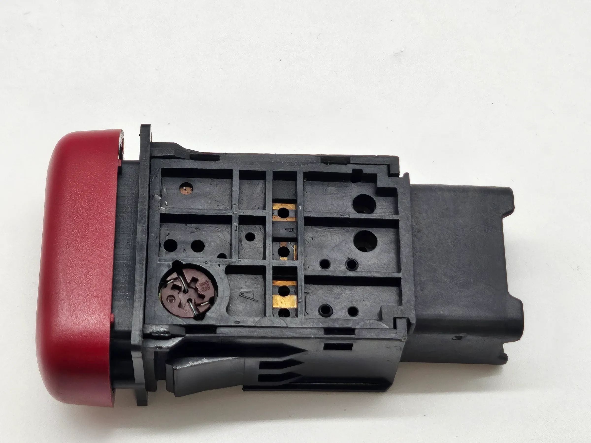 Interrupteur de warning Suzuki Baleno EG 7J17 3743064G00