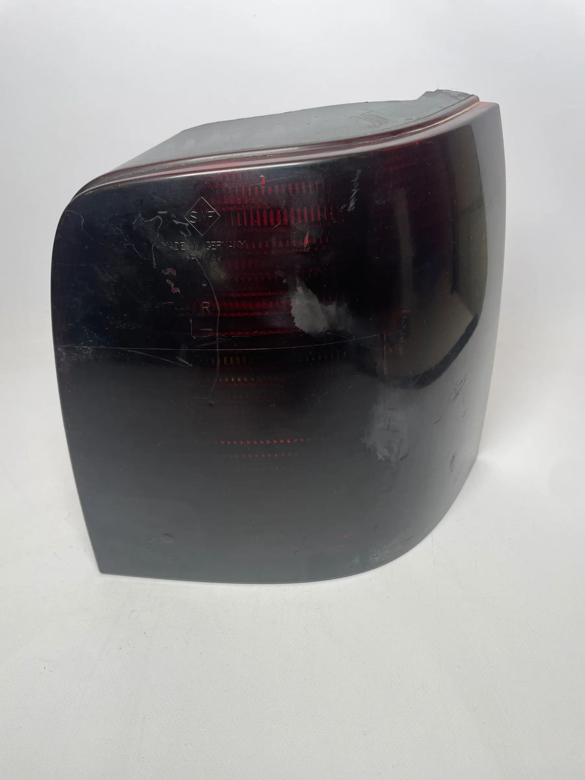 VW Passat Variant 3B5/3B6 Tail Light Rear Right Black 3B9945112 F