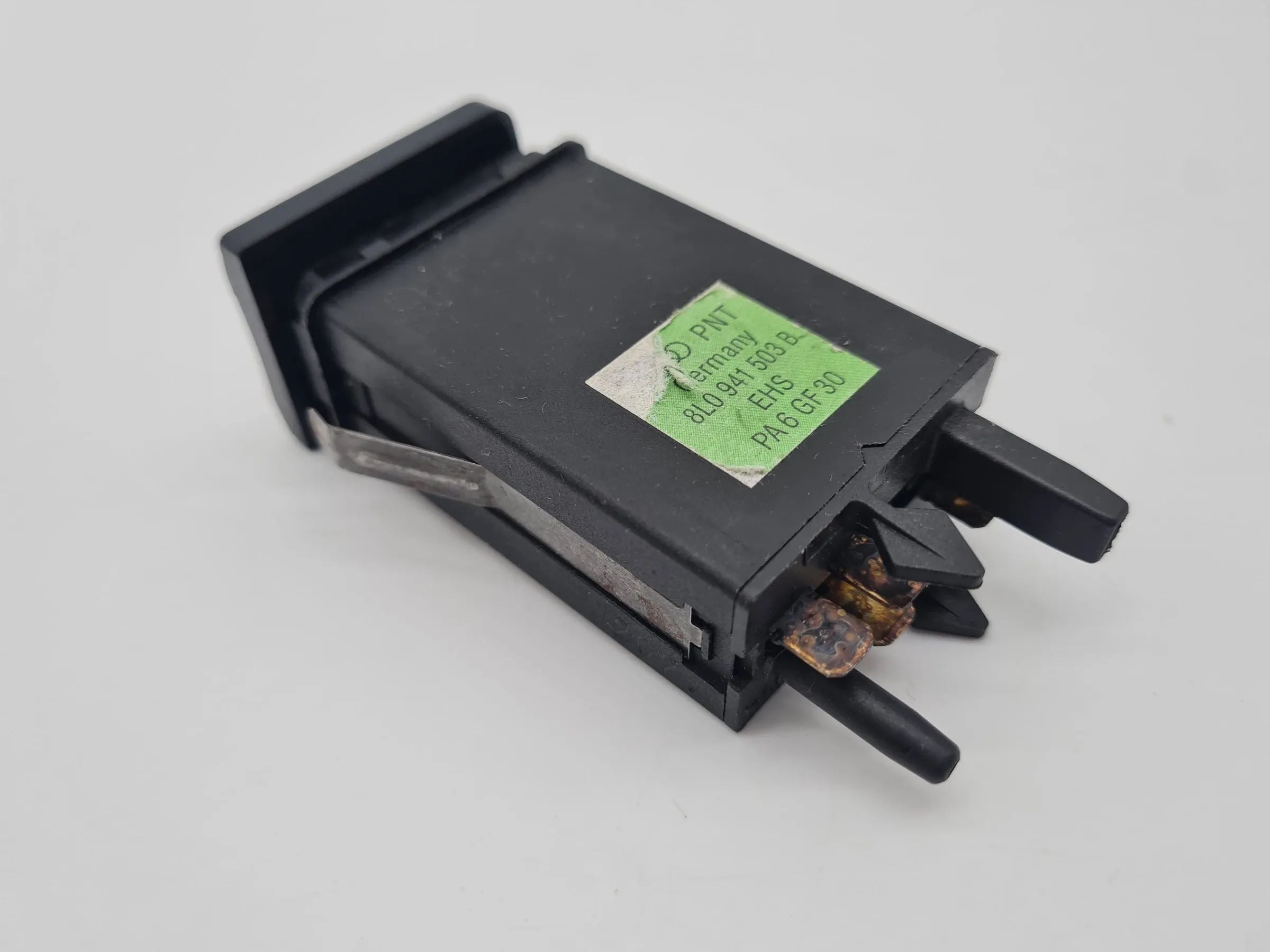 Original Audi A 3 (8L1) Schalter Heckscheibenheizung 8L0941503B