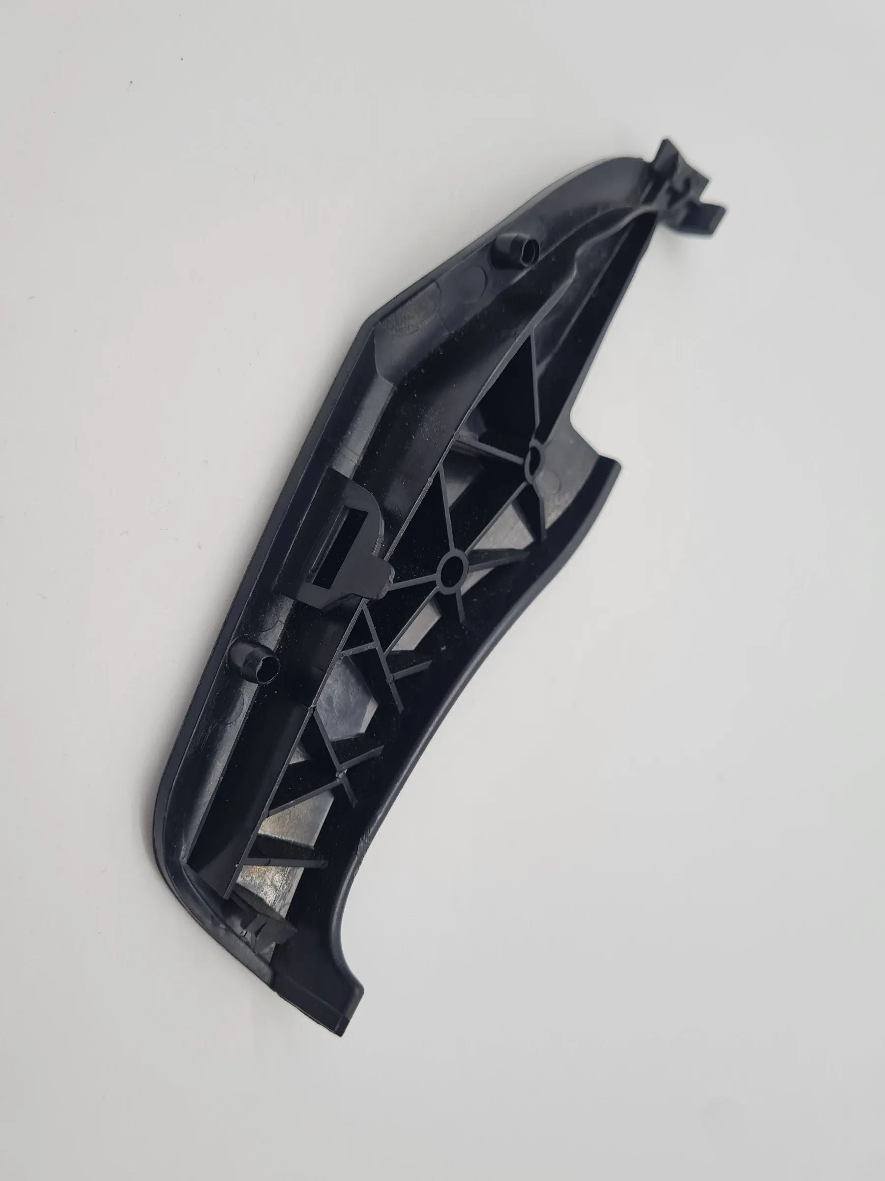 Original BMW 1er/3er (E87/E90/E91) Blende Gurtbeschlag Rechts 7118492