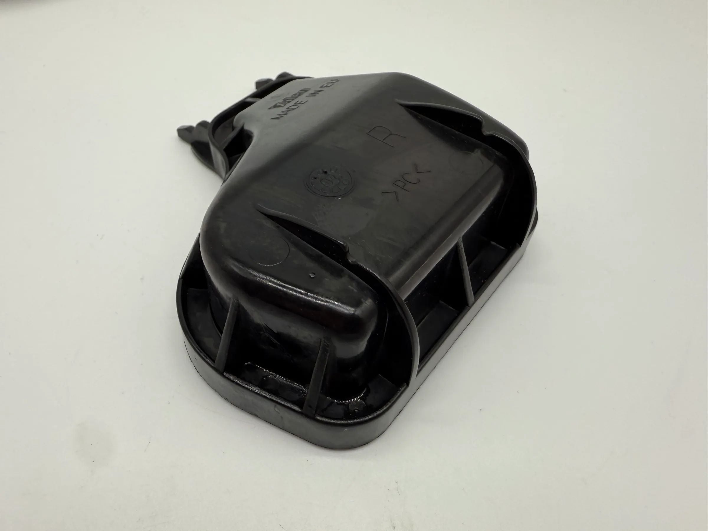 Oryginalna osłona reflektora Audi A4 (8E5/8E2/B6) prawa