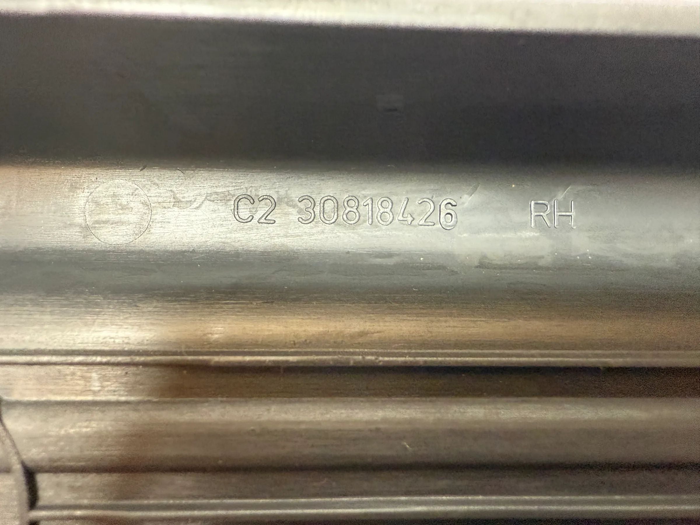 Original Volvo V40 door sill trim right front C1/C2/C3 30818-422/426/430 