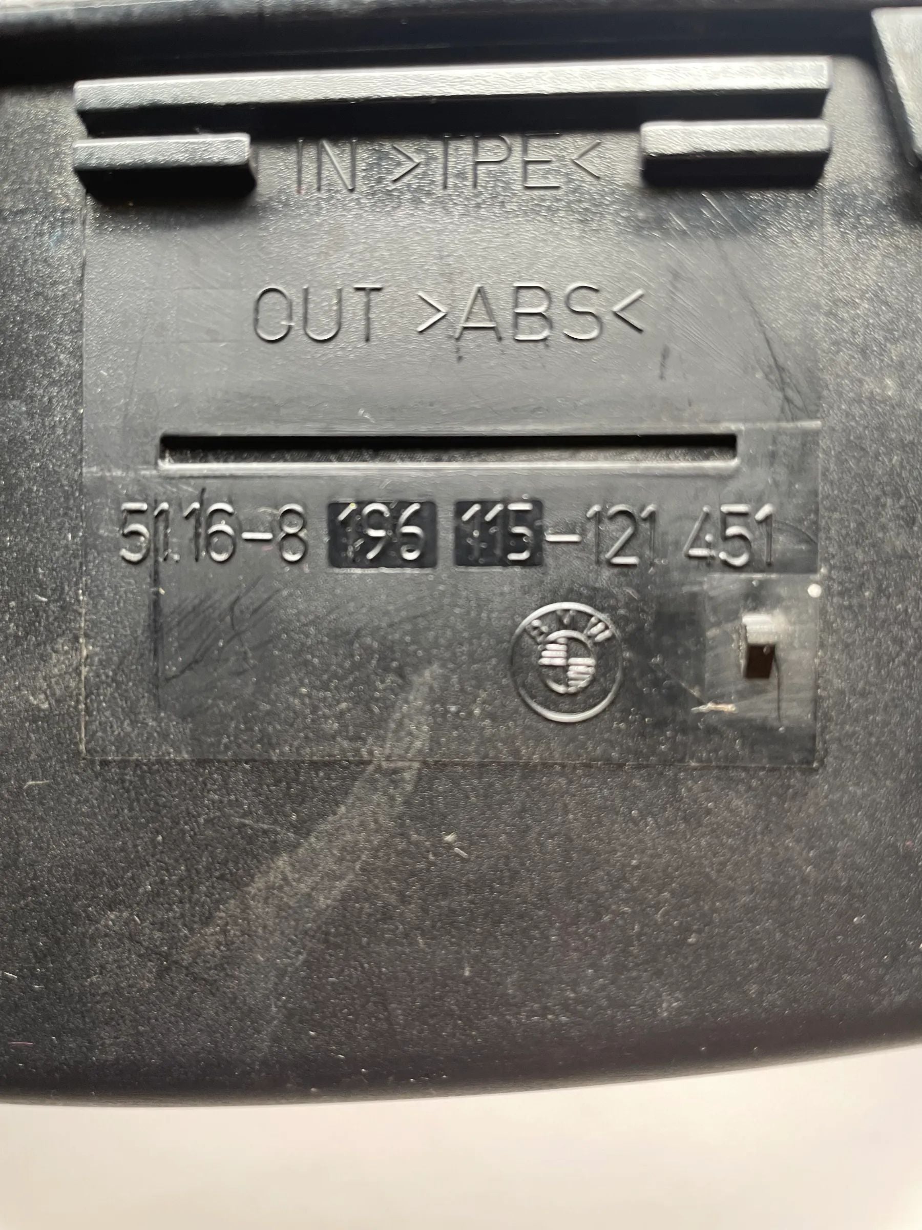 Original BMW (E46) Einsatz Ablage Vorne 51168196115