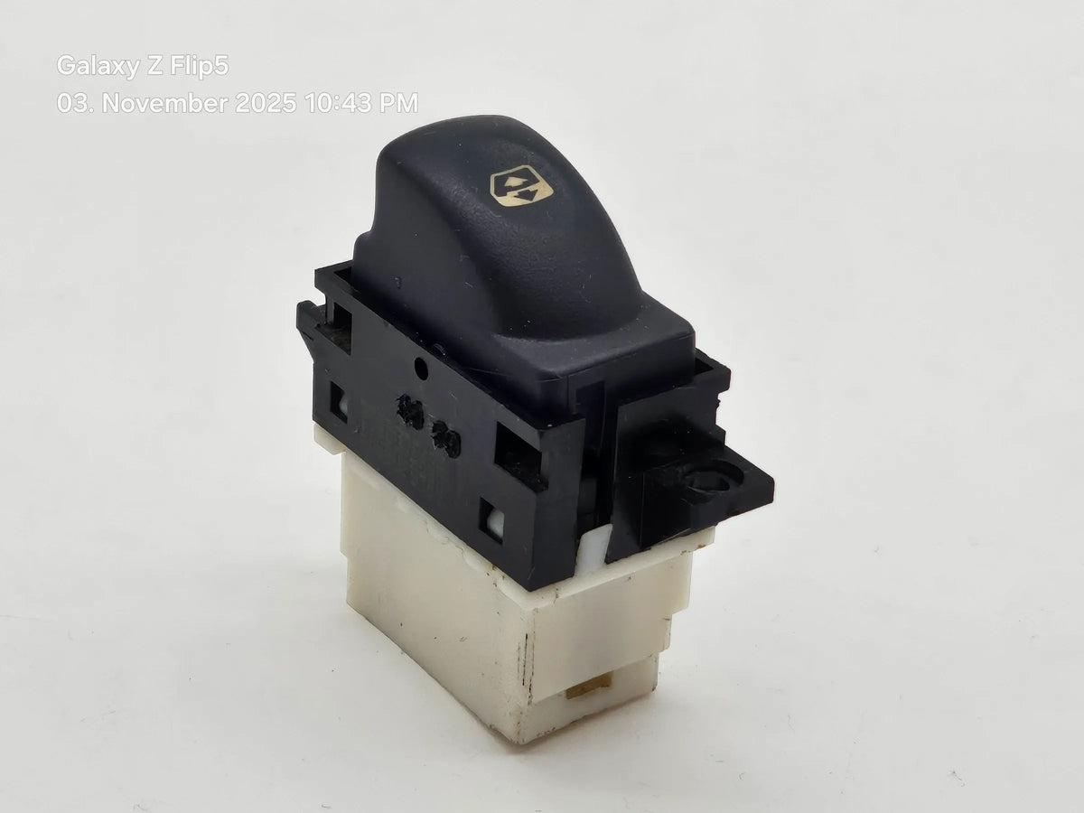 Original Renault Espace III  Schalter el. Fensterheber 7700876400