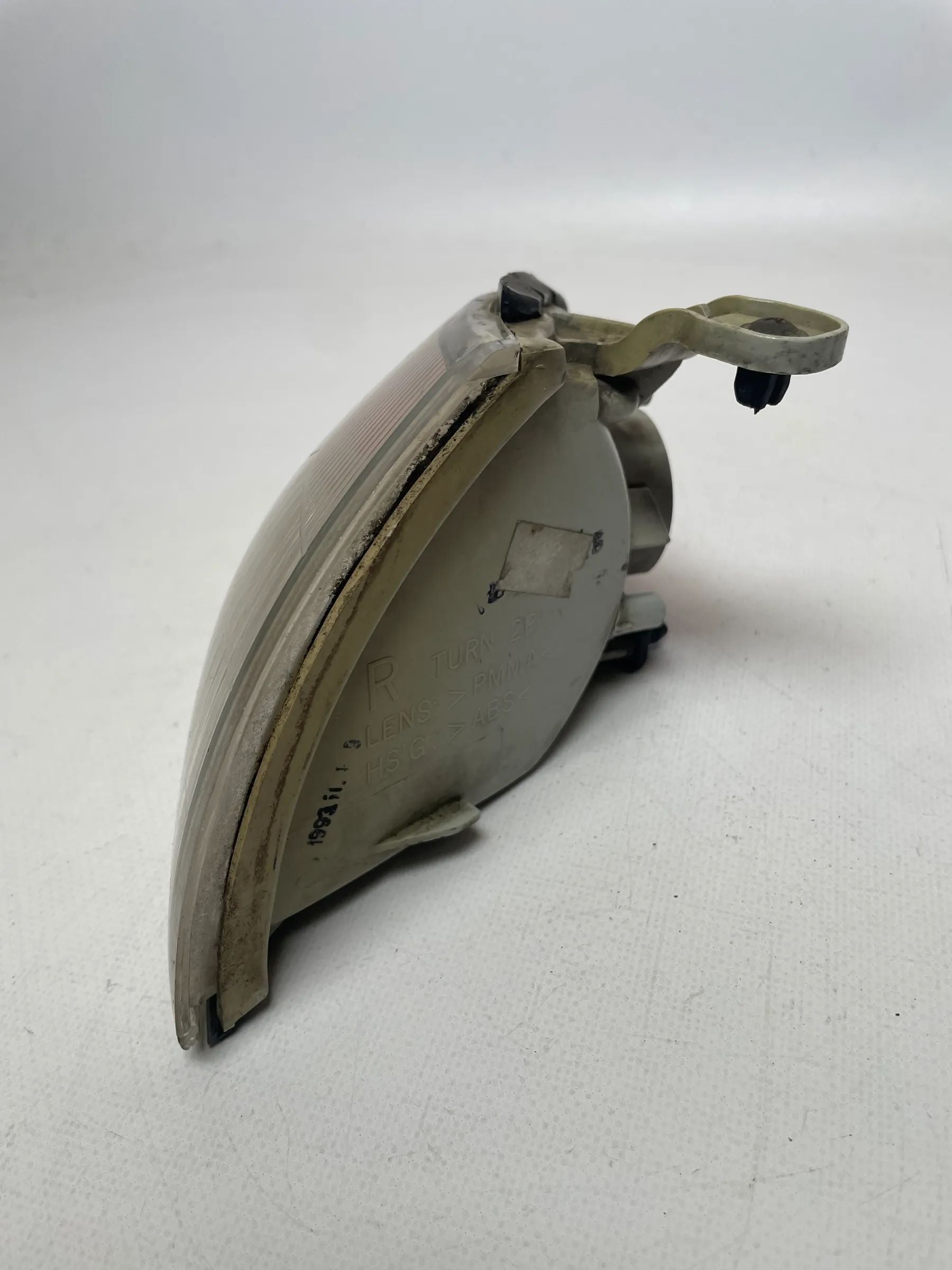 Original Hyundai Lantra II 2 (J-2) Blinker Rechts Vorne 92302-285