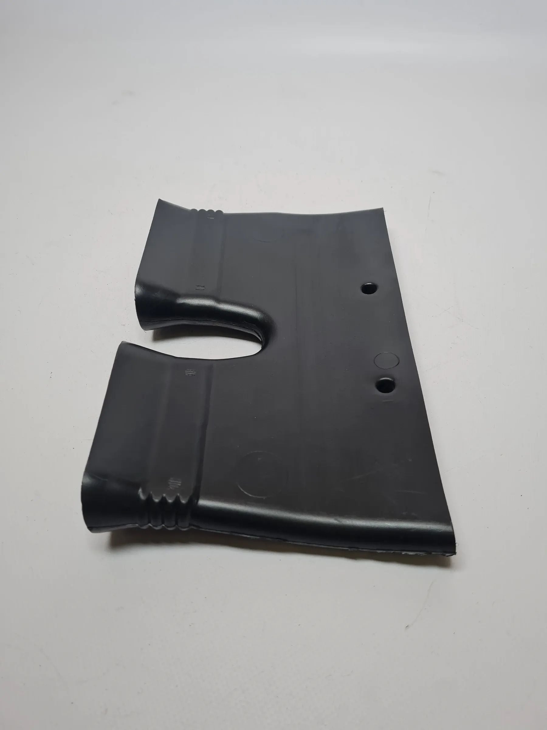 Original BMW X5 (E53) Fußbodenheizung Luftkanal Links 8408771