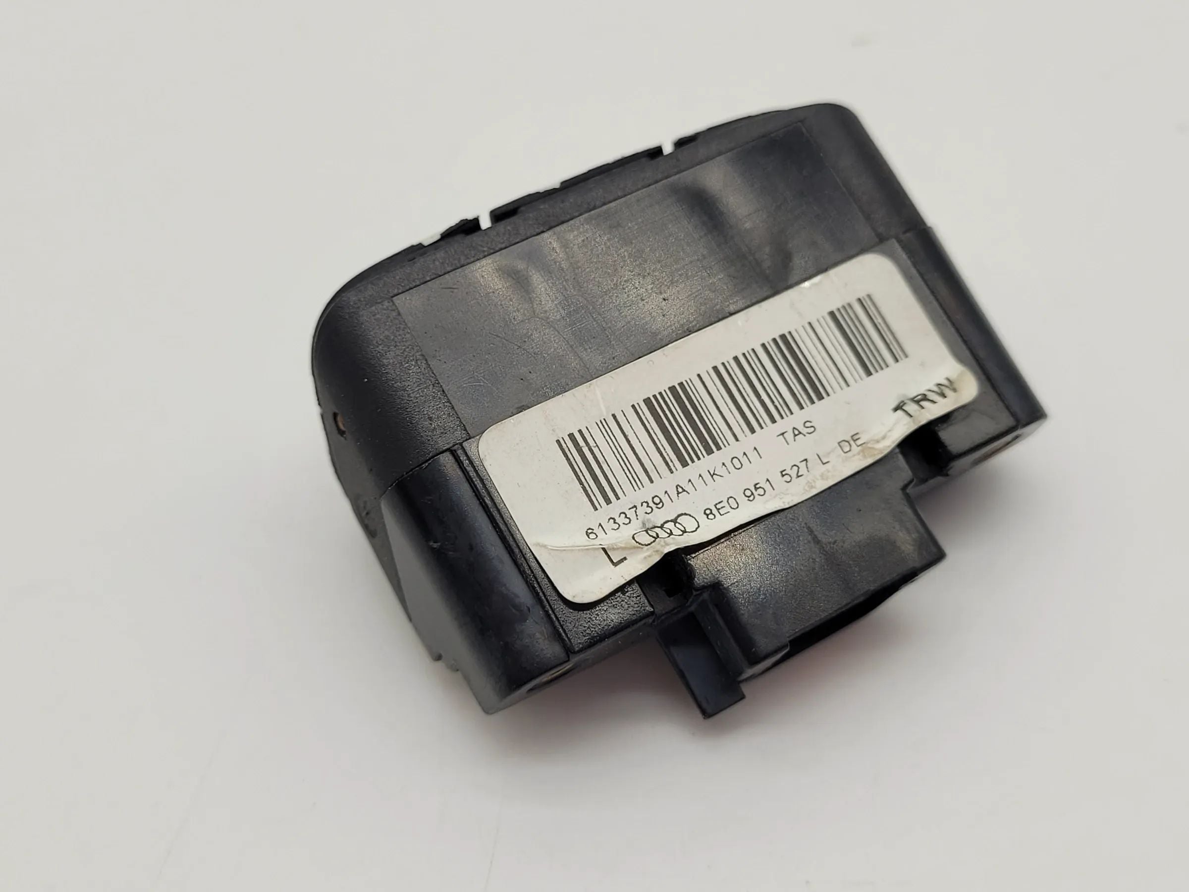 Audi A6 (4B) Multifunktionstaste Schalter Lenkrad 8E0951527L