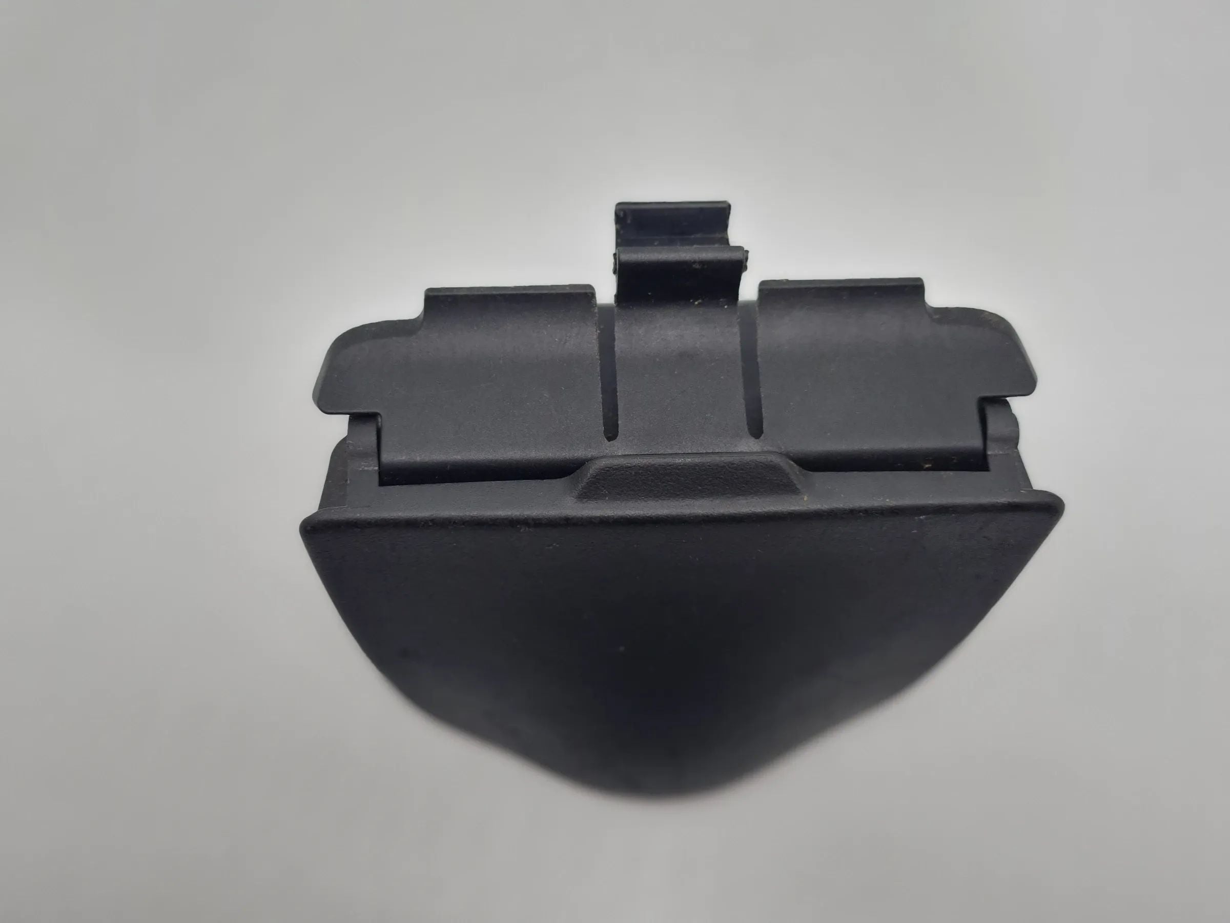 Original Peugeot 206 CC (2D) Aschenbecher Vorne 9627639377