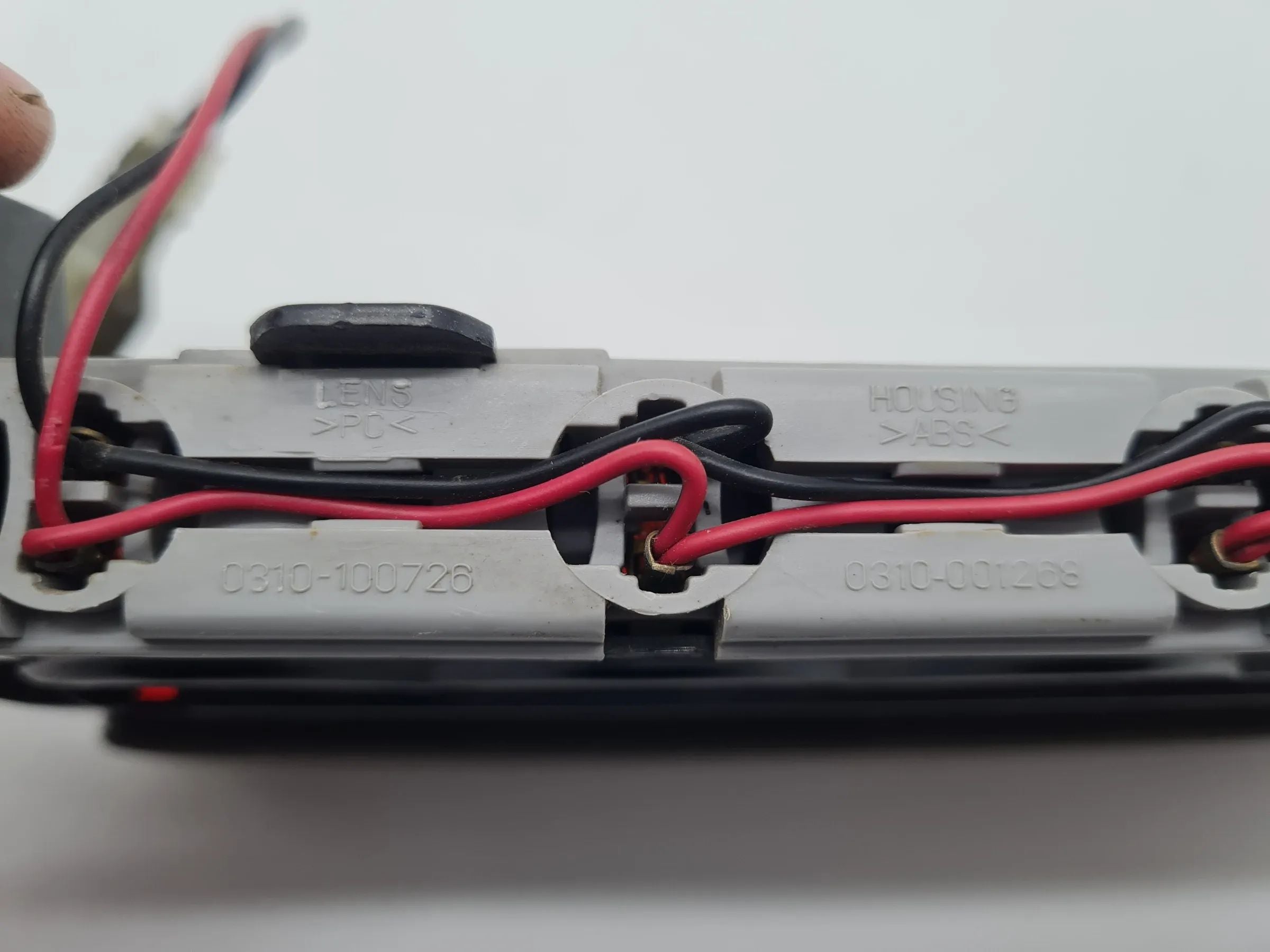 Original Daewoo / Chevrolet Rezzo (U100) Dritte Bremsleuchten 0310-1007262