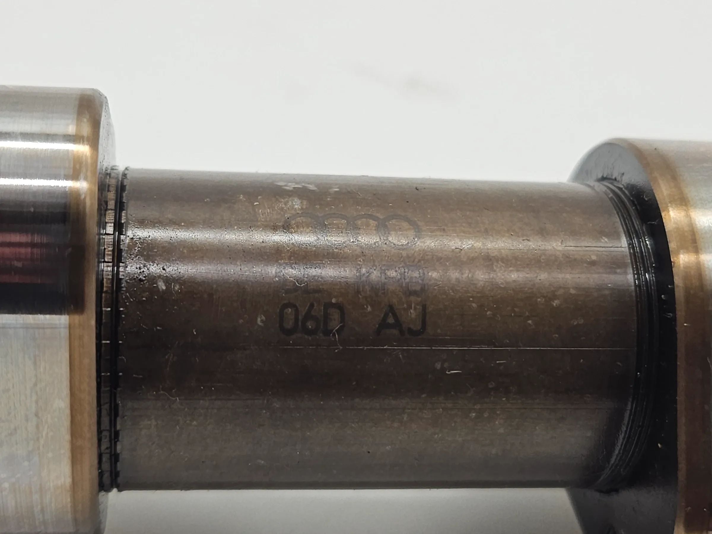 Original Audi A4 B6 8E 2.0FSI AWA 150 PS Nockenwelle mit Versteller 06D109102AJ