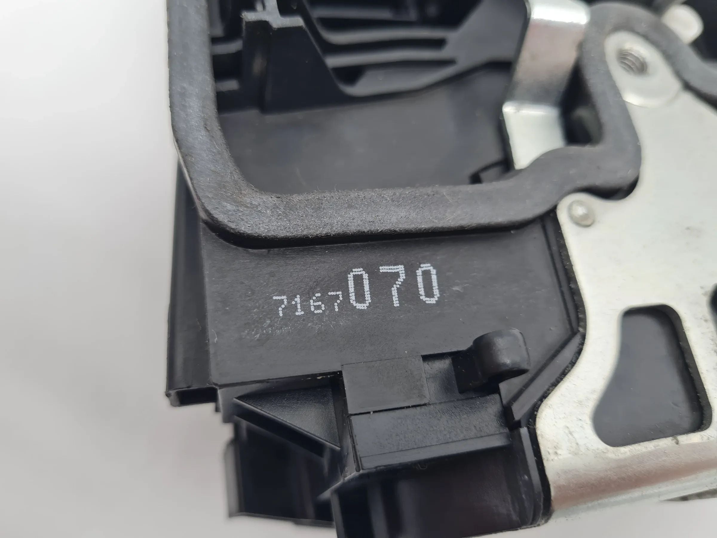 Original BMW 5er (E60) Türschloss Verriegelung Rechts Hinten 7 167 070