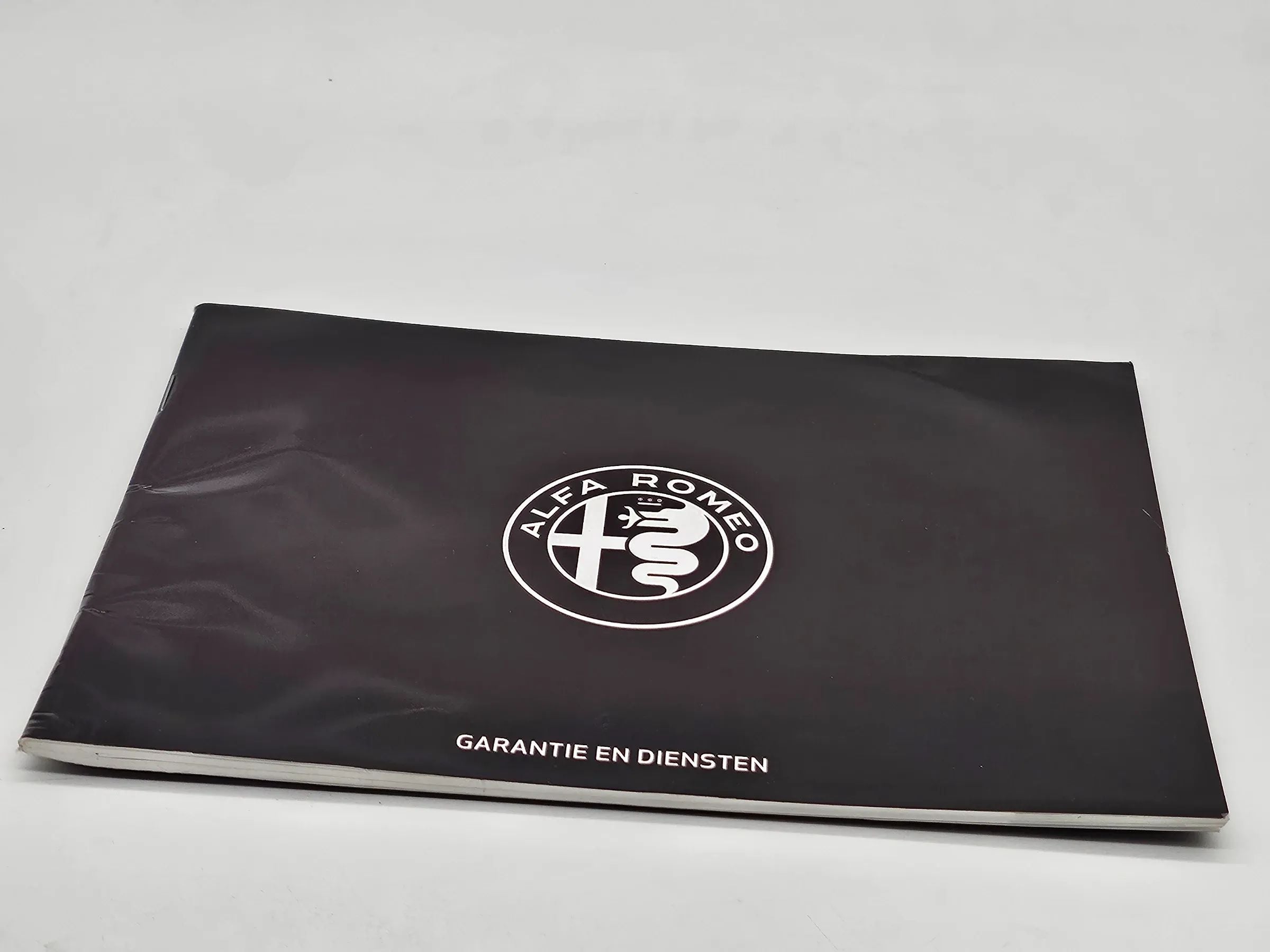 Original Alfa Romeo GIULIA Serviceheft Scheckheft 2016 Französisch belgisch