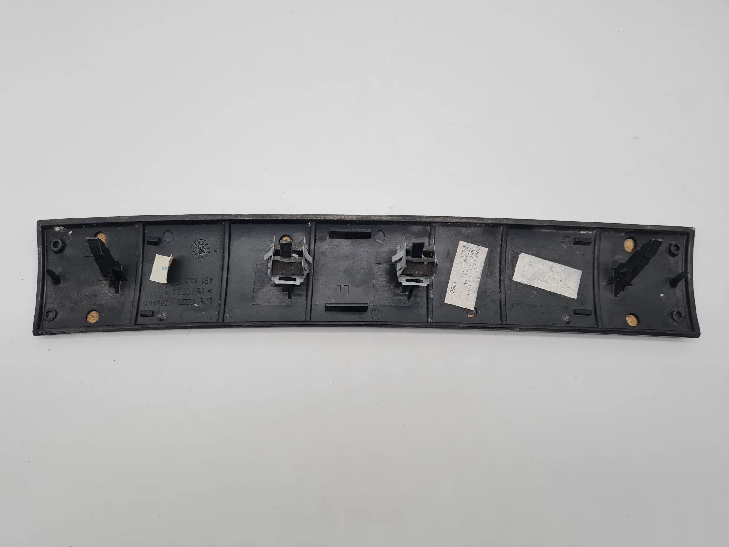 Original Audi A6 (4B) Dekorleiste / Zierleiste Seitlich 4B1853190