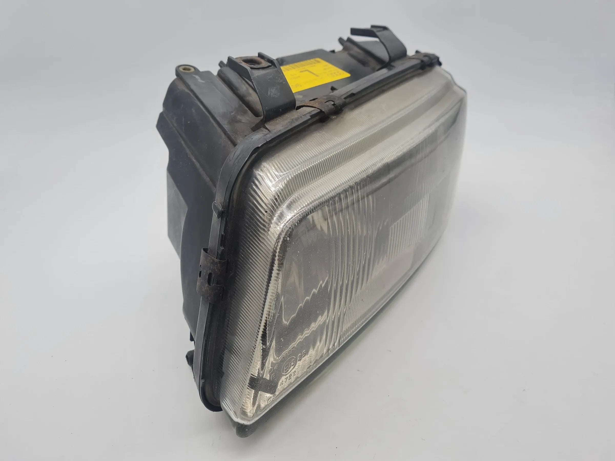 Original Audi A4 (8D2/8D5/B5) Scheinwerfer / Frontleuchte Links 8D0941003E