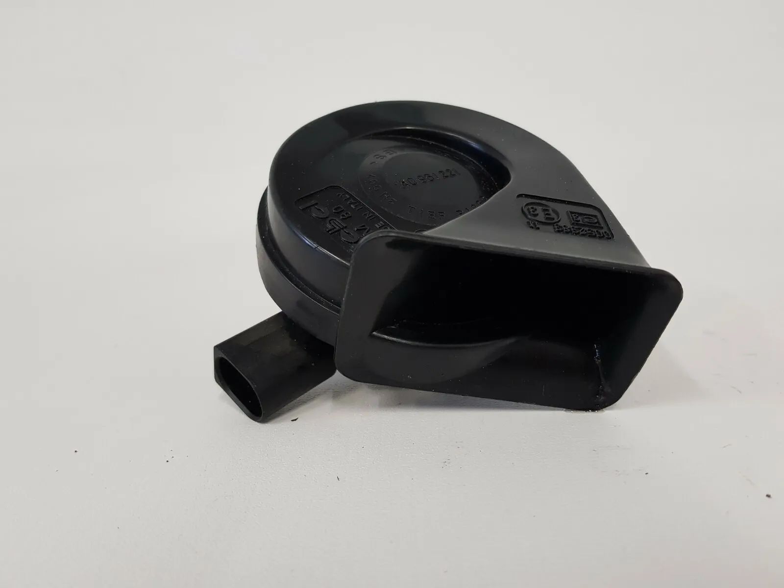 Bocina Claxon Señal Sonido Grave 1K0951221 Golf 6 5K Original