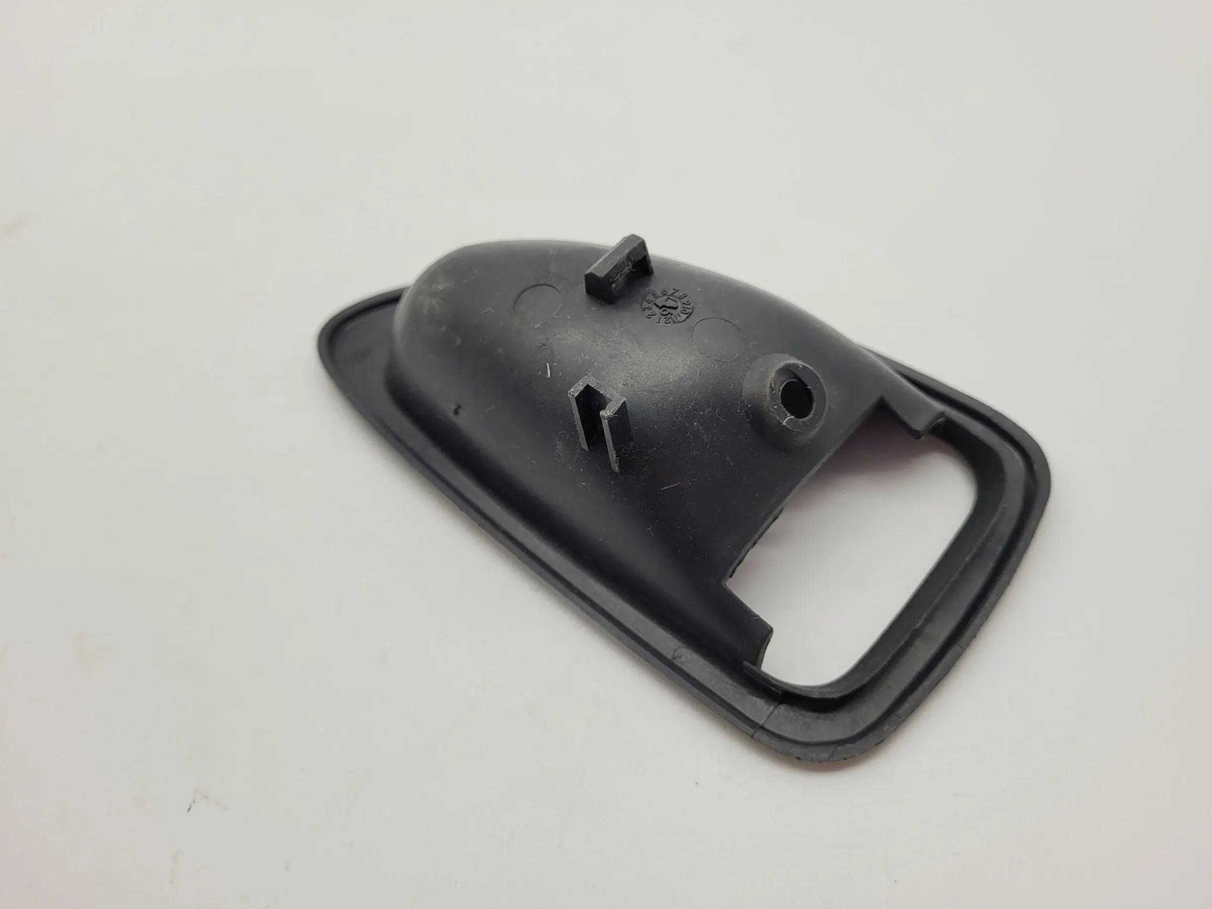 Original Volvo V40/S40 (644/645) Türgriffschale Vorne Links 814880