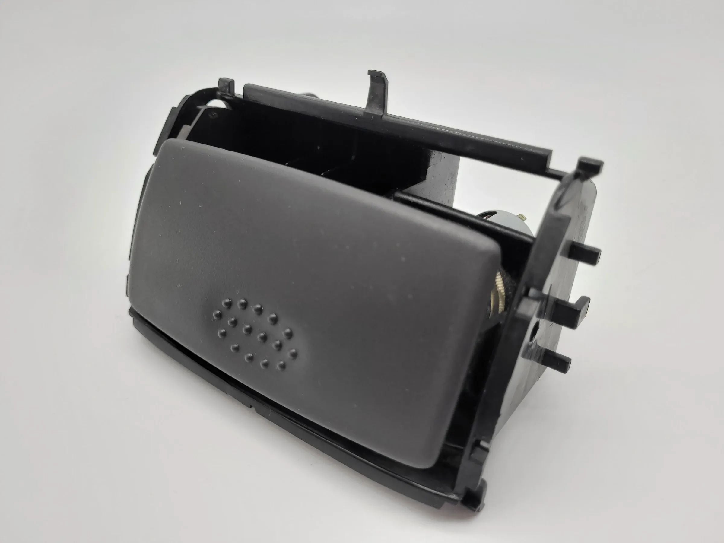 Original Mercedes-Benz A-Klasse (W168) Aschenbecher / Schaltknauf, A1688100133