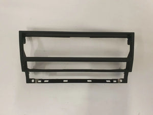 ⭐⭐⭐ BMW 5 TOURING (E39)  Blende Instrumententafel 8247302 Radioschacht Metall⭐⭐⭐