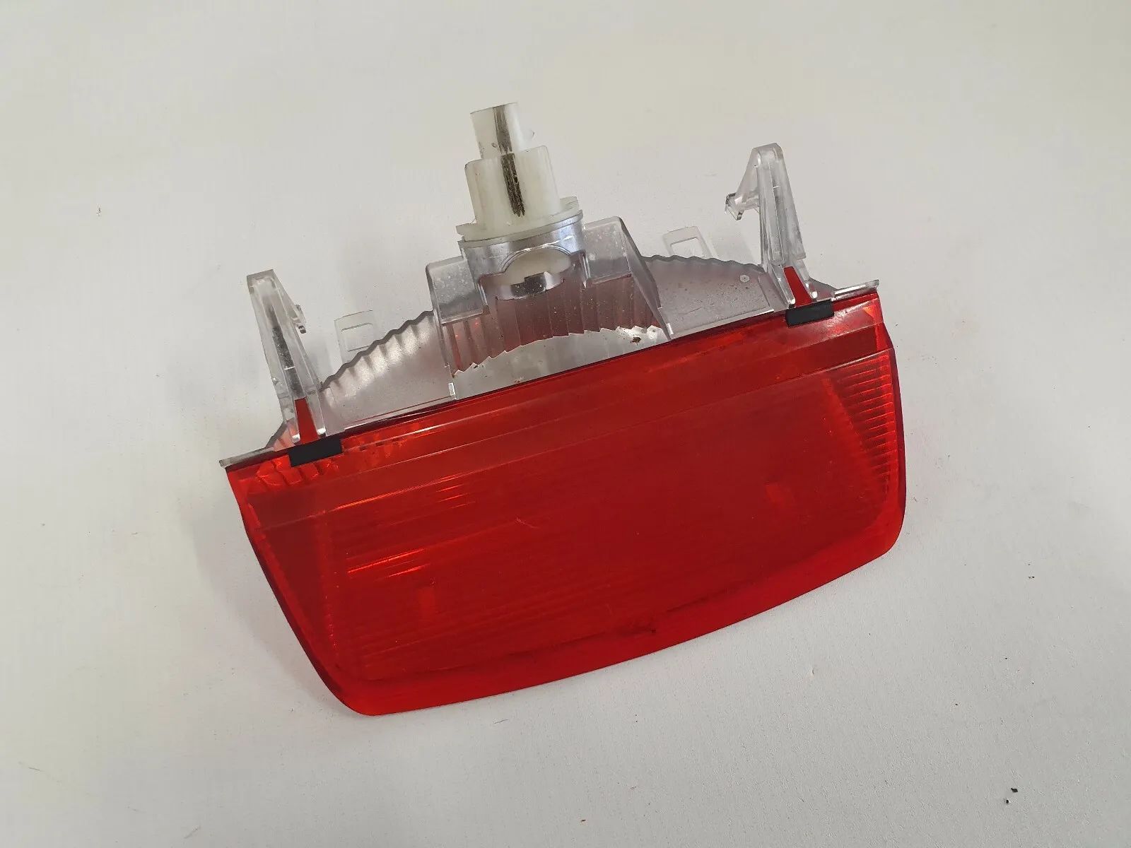 ไฟเบรกดวงที่ 3 อะไหล่แท้ Nissan Micra K12 26590AX000 สภาพ K7