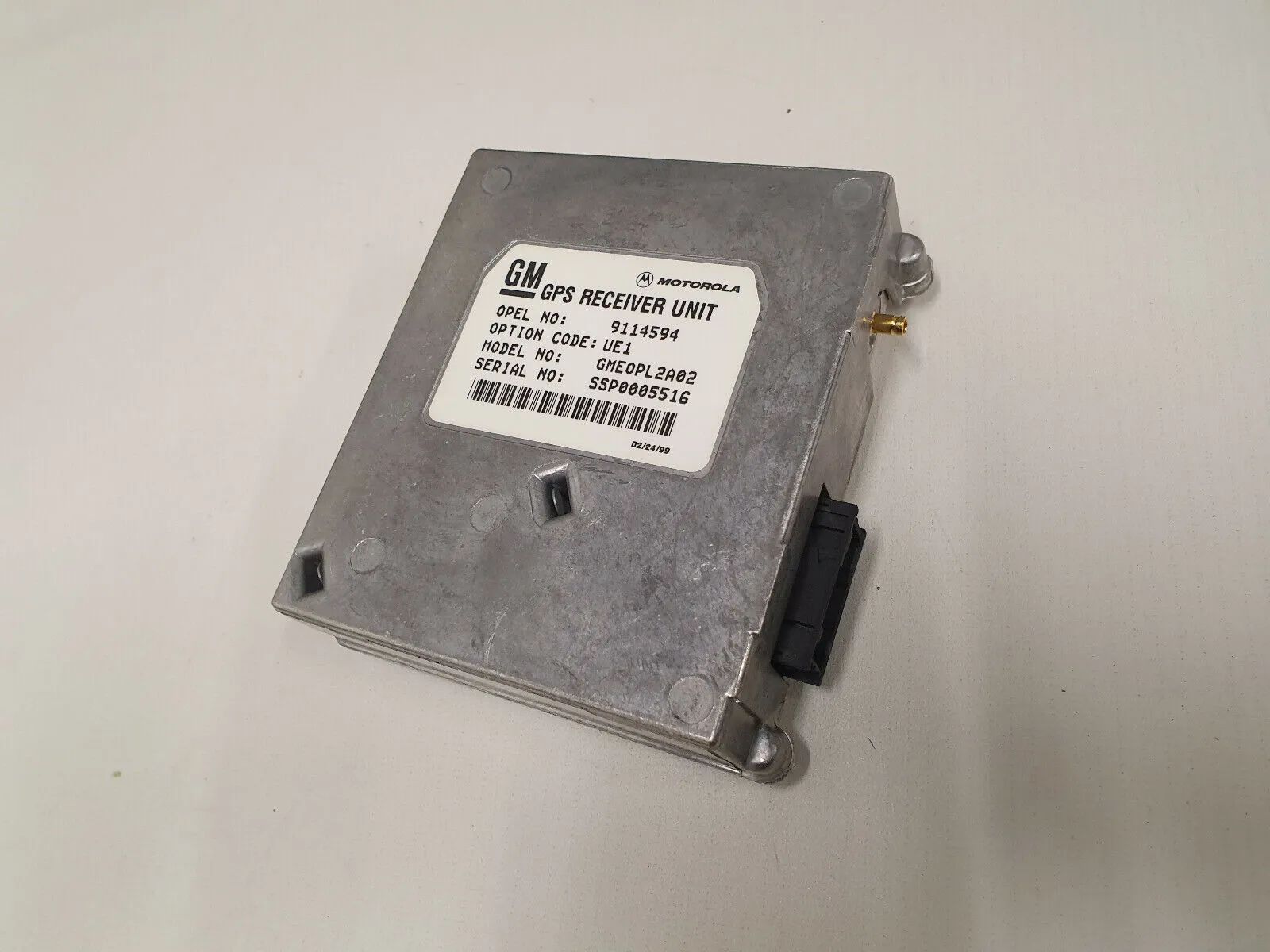 Original Opel Omega B  GPS Steuergerät Receiver Unit 9114594