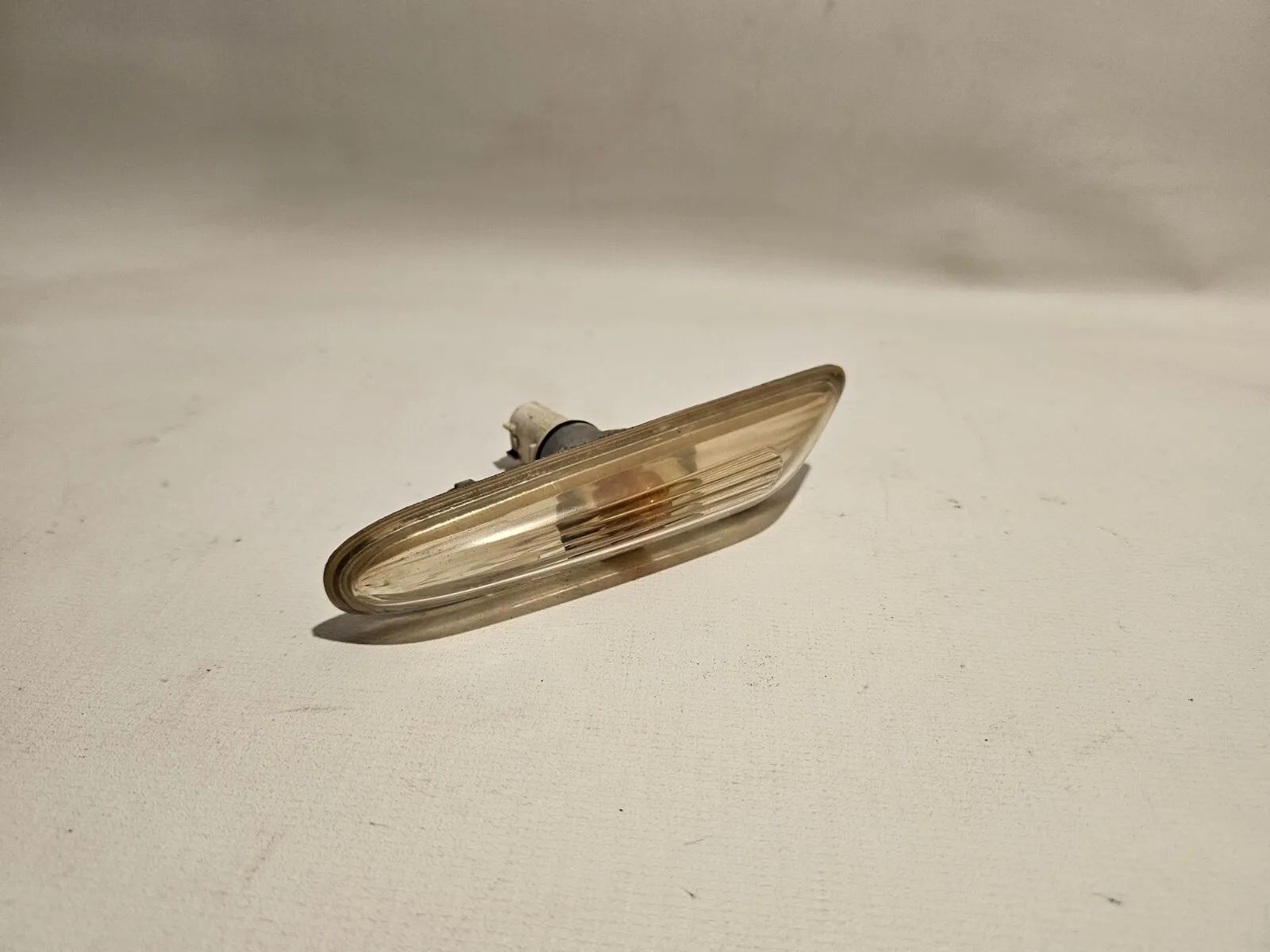 orijinal BMW 5 Serisi E60 E61 Ön Sağ Beyaz Ek Sinyal Lambası 7165742