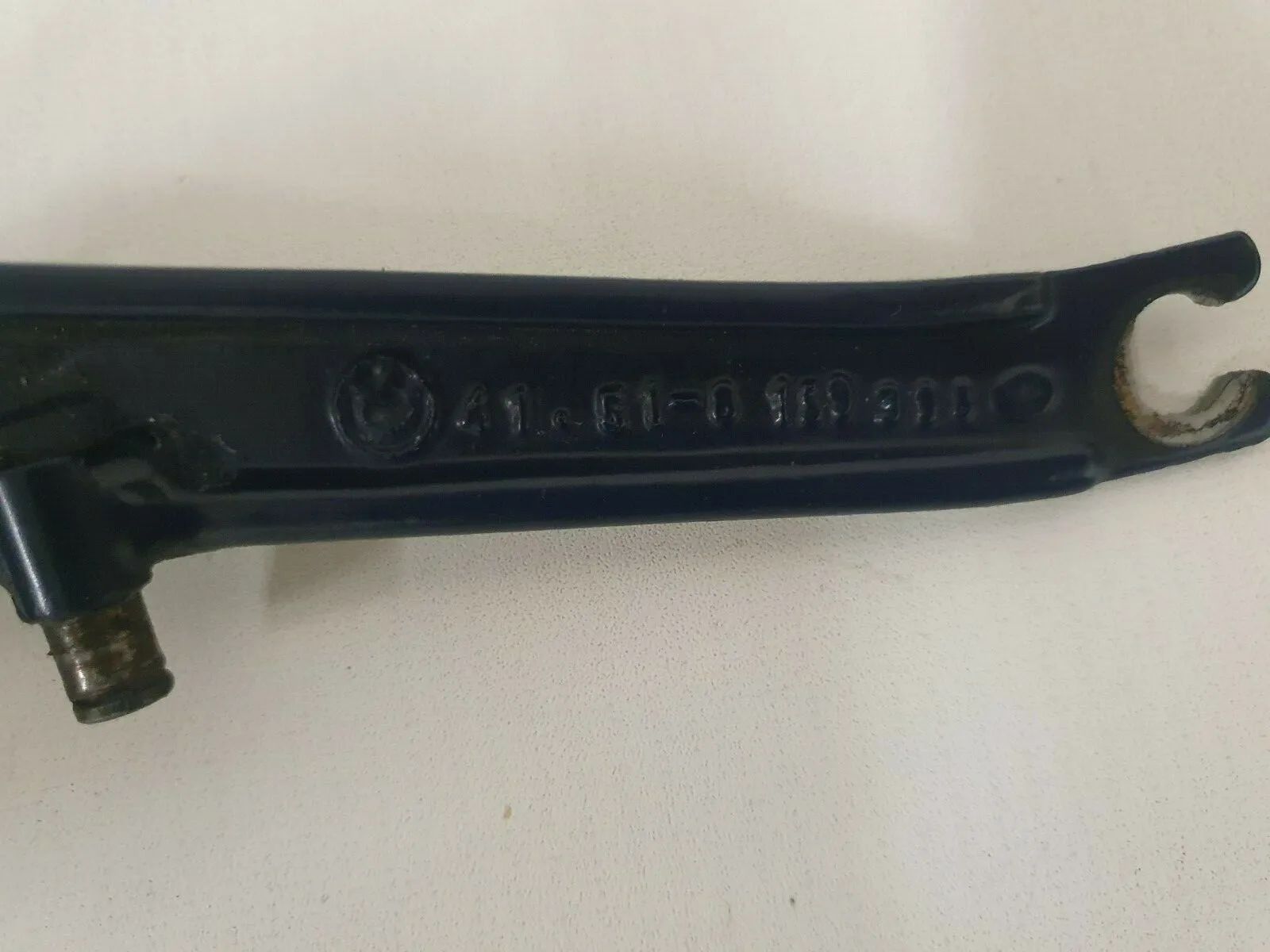 Charnière de hayon charnière BMW Série 5 E39 Berline arrière droite 41.51-8159398