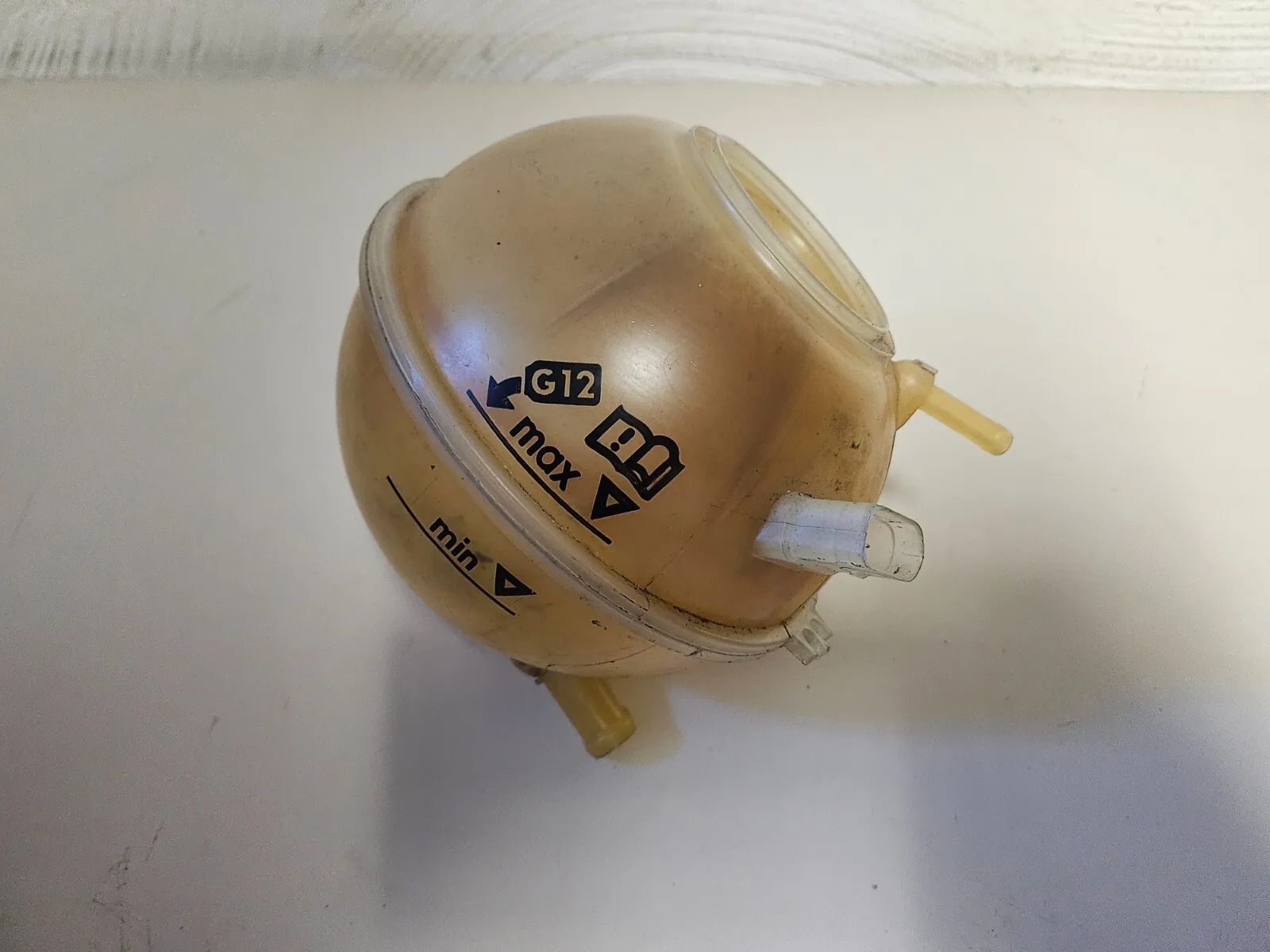 Oryginalny zbiornik wyrównawczy VW Golf 1.4 1997-2003 1J 1390 CCM 1J0121403