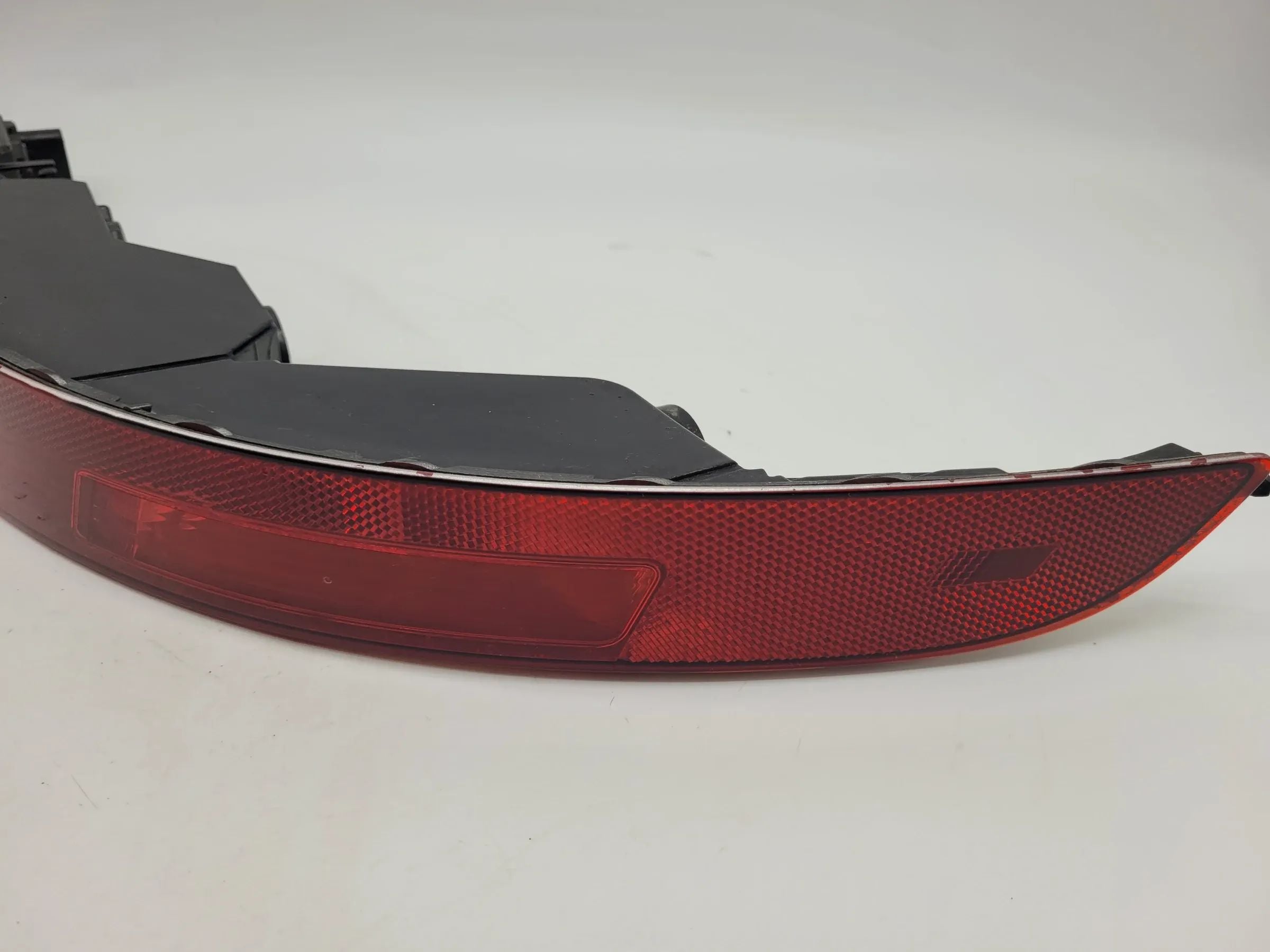 Original Audi Q3 (8UB/8UG) Rückleuchte/Rücklicht Links 8U0945096C
