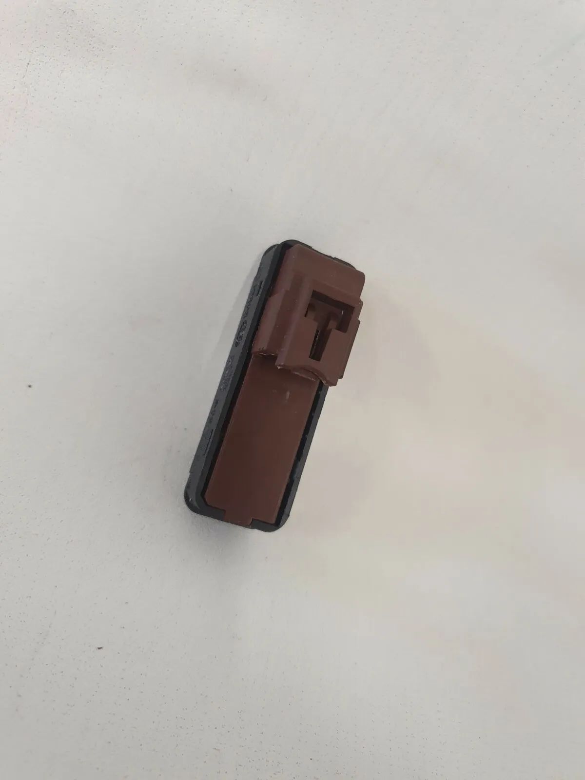Оригинальный переключатель блока памяти сиденья Peugeot 607 26381 Seat Memory Control Switch 1-2-M