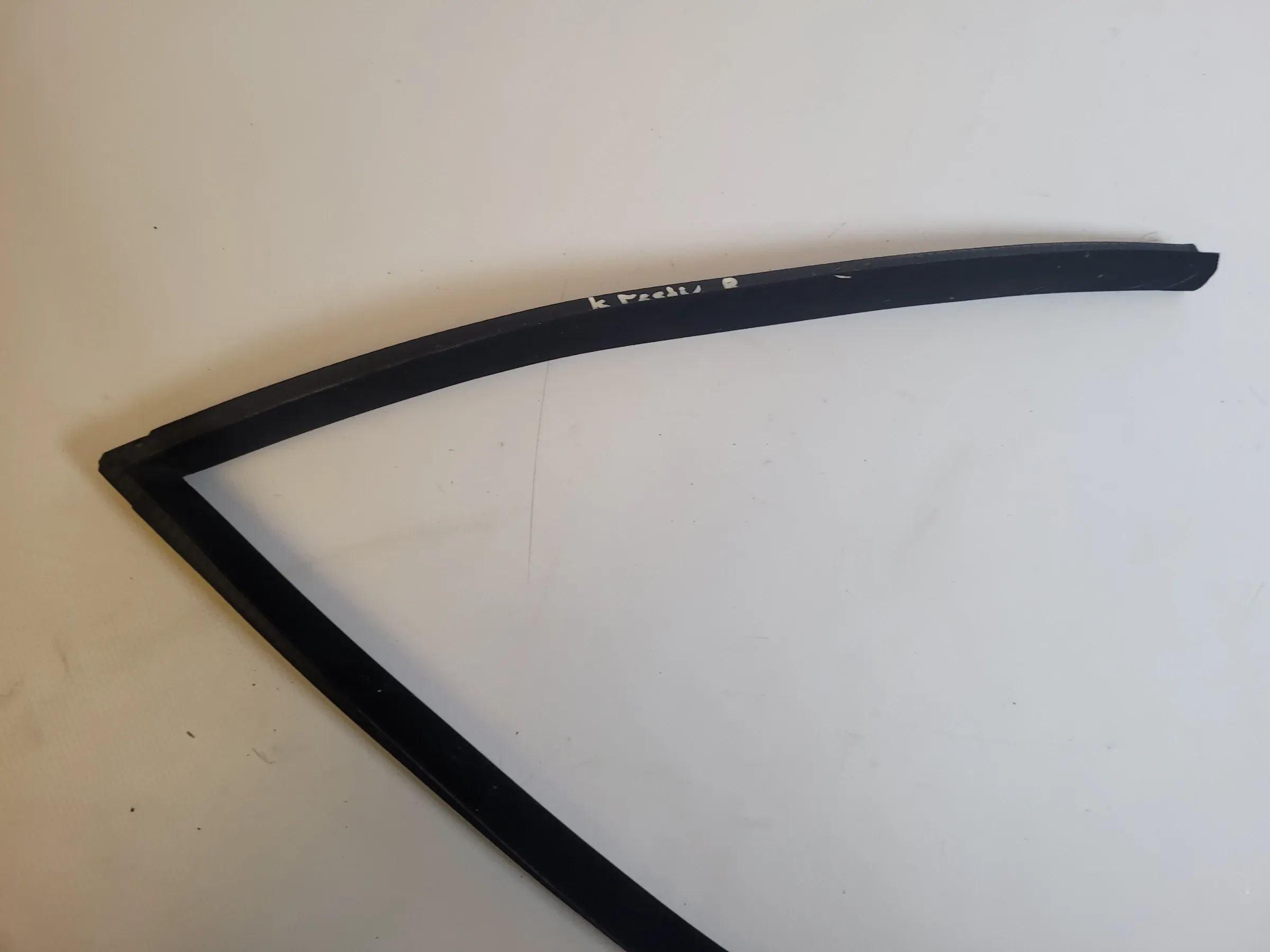 BMW 5er Touring E39 Dichtung Kofferaumfenster Rechts (Original)
