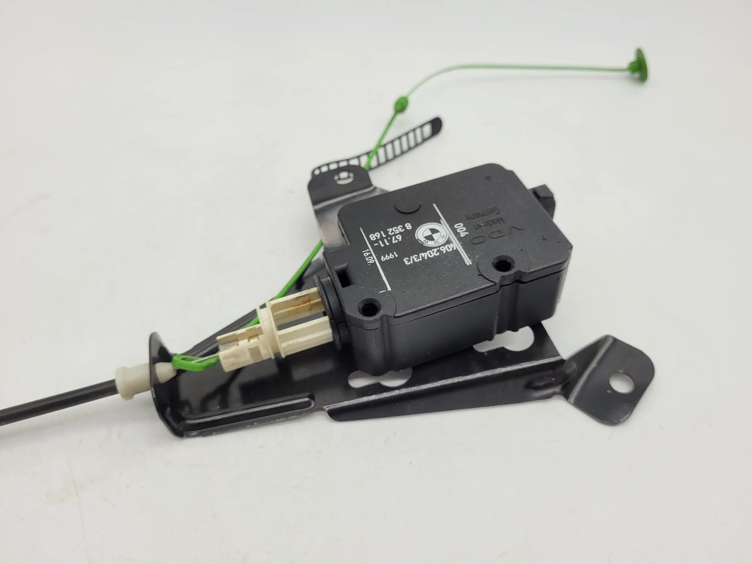 BMW 5er Touring E39 ZV Stellmotor Tankklappe 67.11-8352168 (Original)