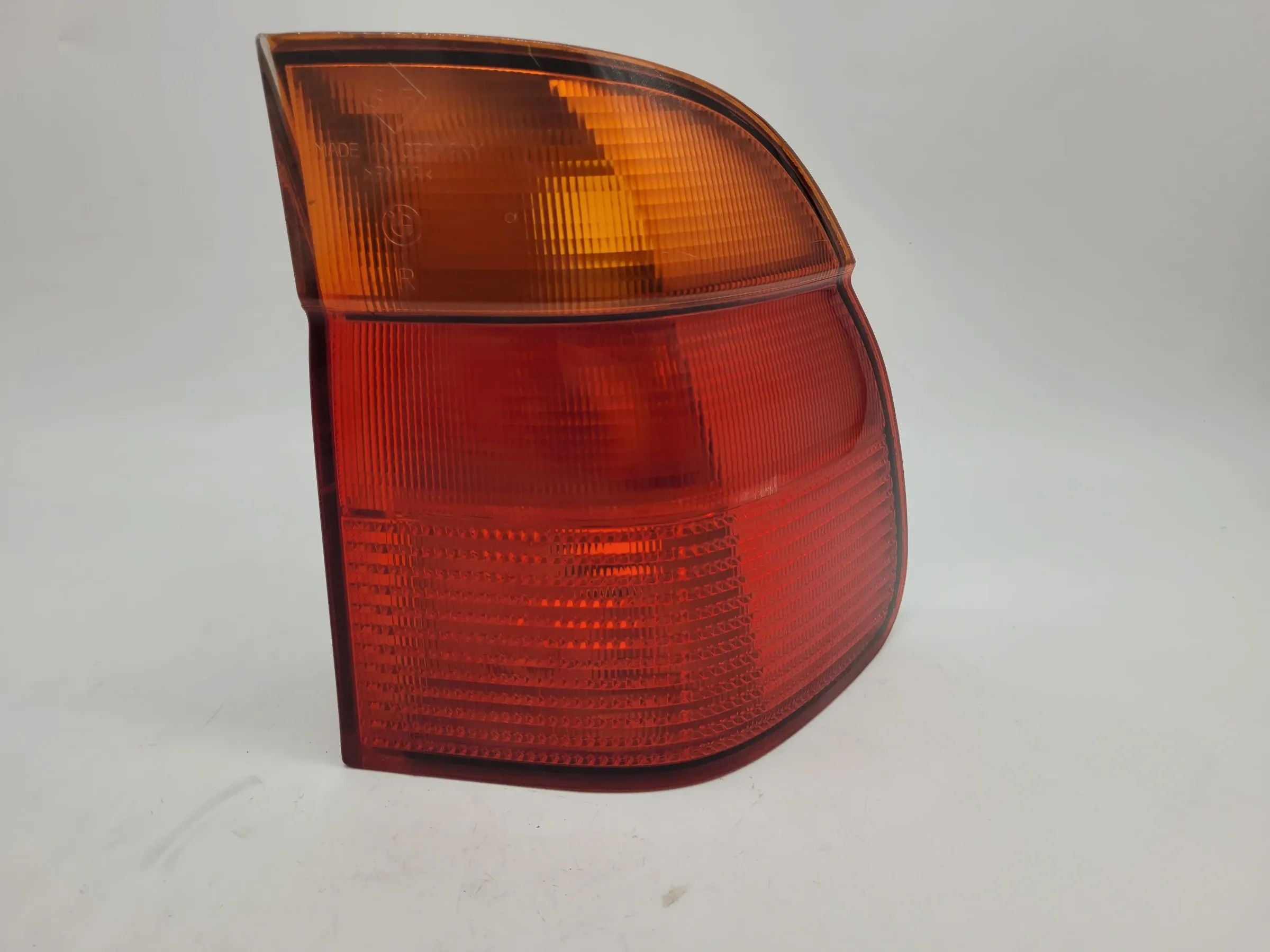 BMW 5er E39 Rücklicht/Rückleuchte Rechts 63.21-8371328 (Original)