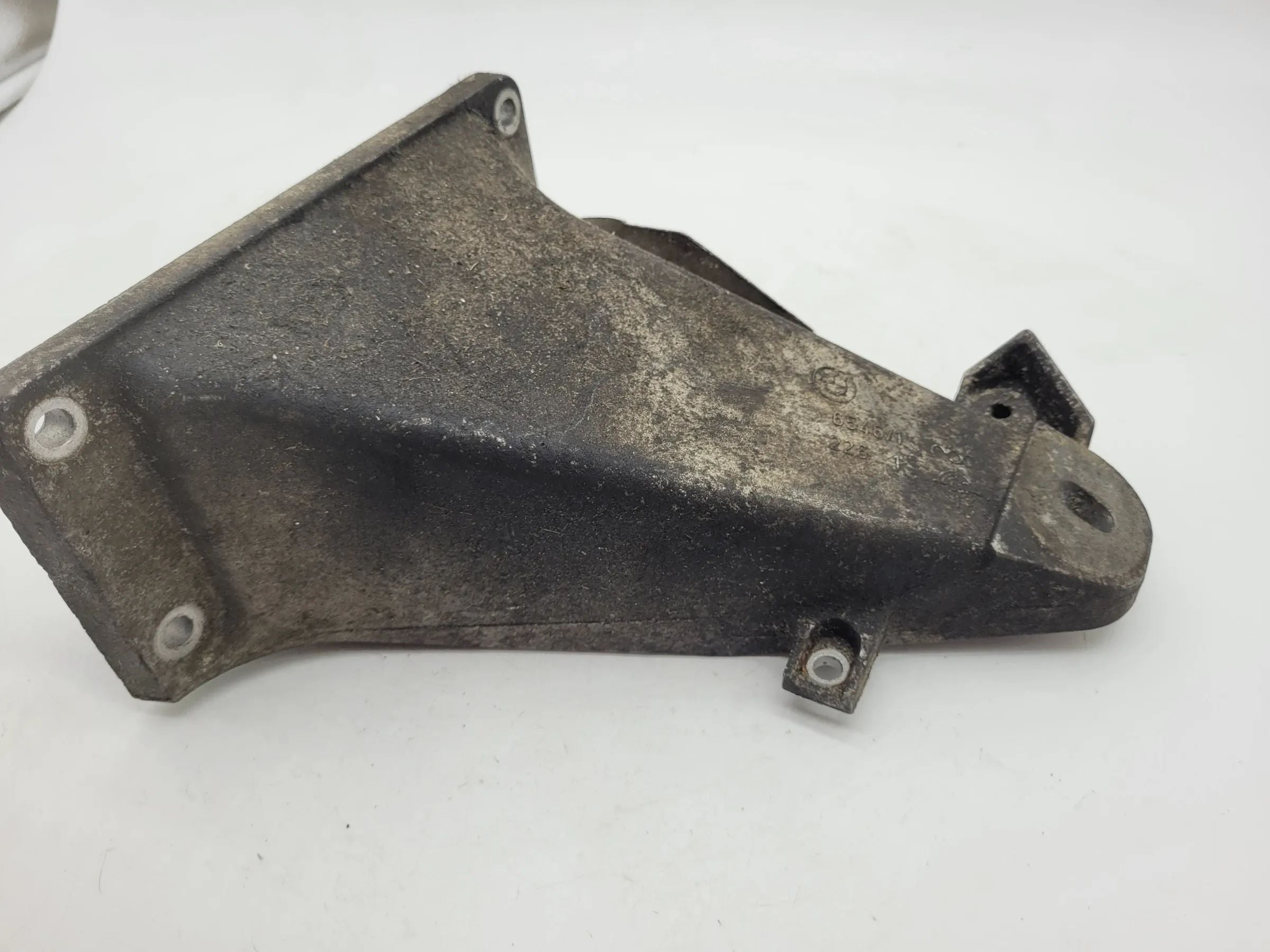 BMW 5er E39 Motorhalter Befestigung Massekabel 6546/1 6546/1