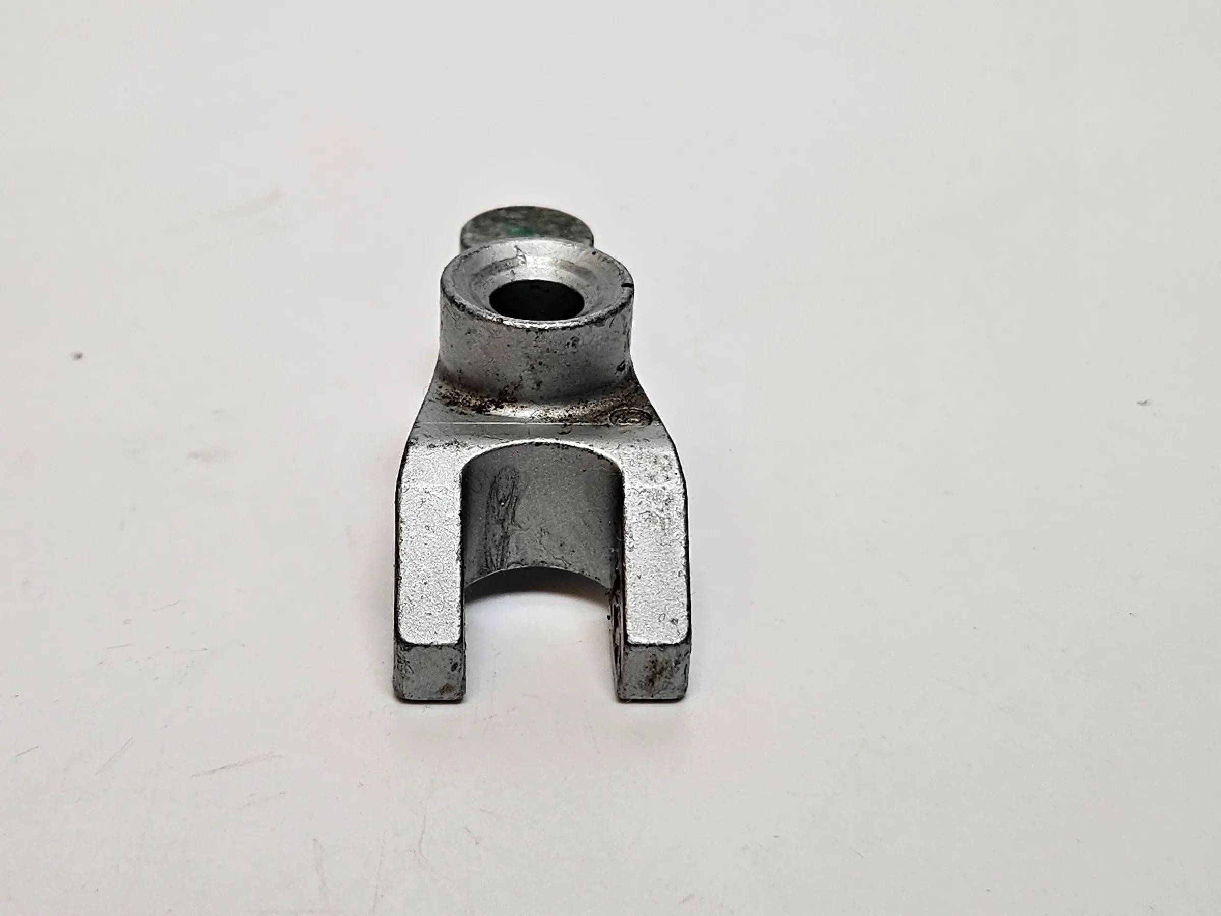 Fiat Punto 188 1,9JTD 59kW Injektor Halter Original