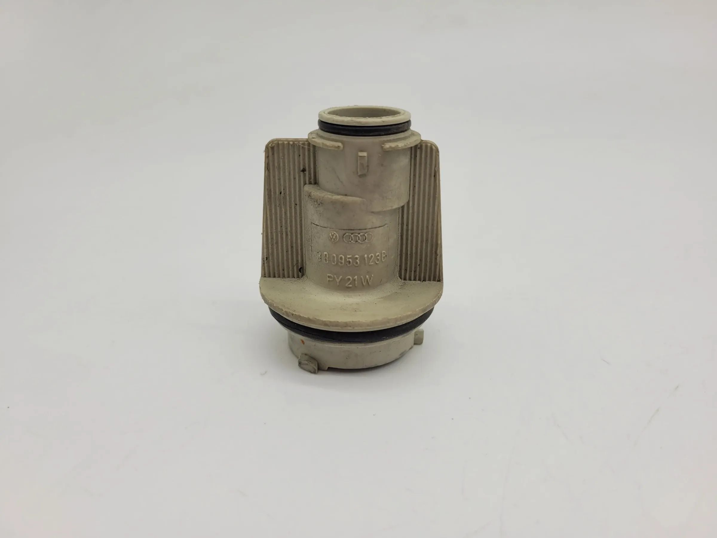 Audi A4 8D2/8D5 Blinkerfassung Fassung L/R Vorne 3B0953123 (Original)
