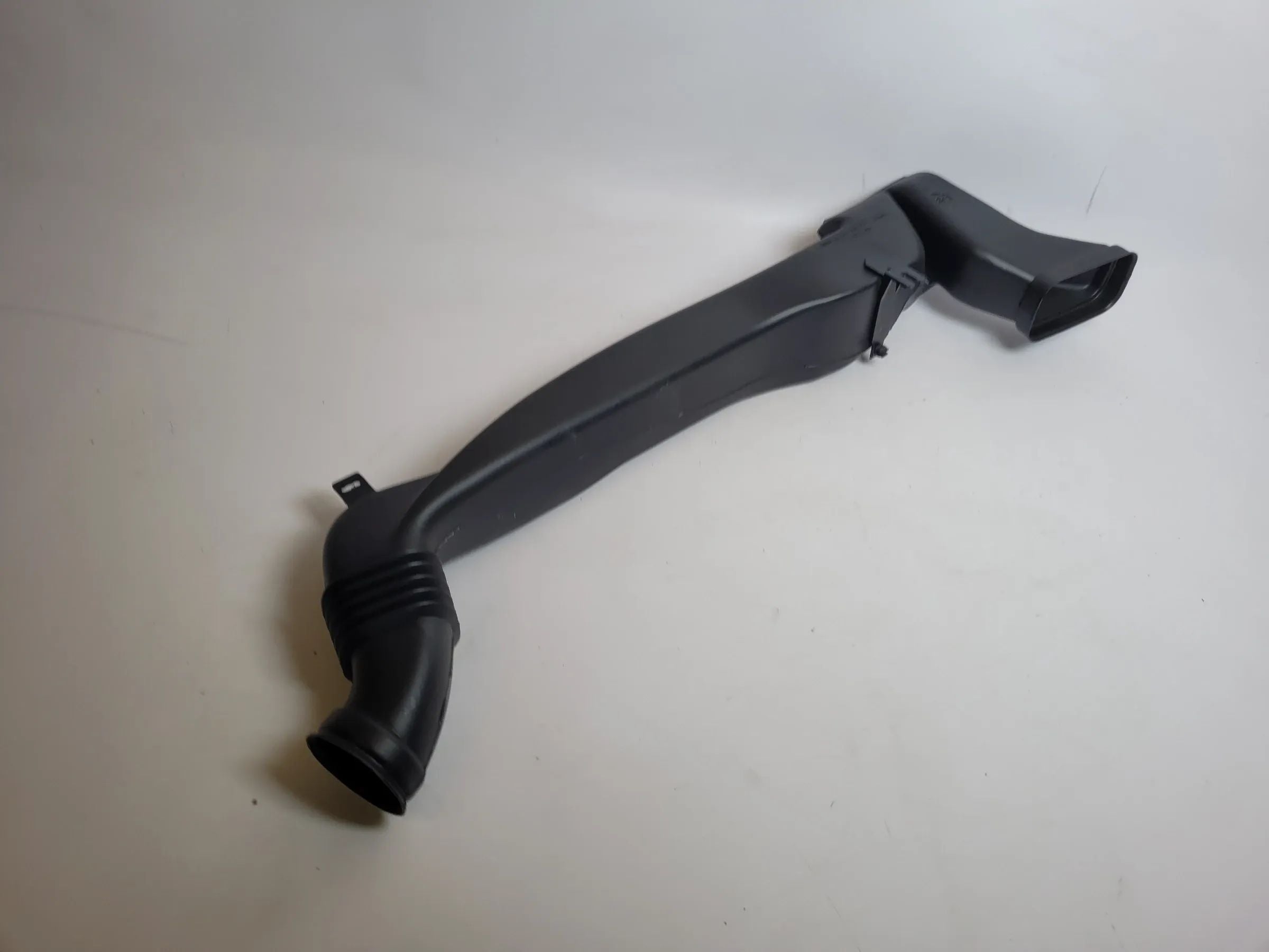 BMW 5er Touring E39 Kaltluftkanal Luft Links 64.22-8159751 Original