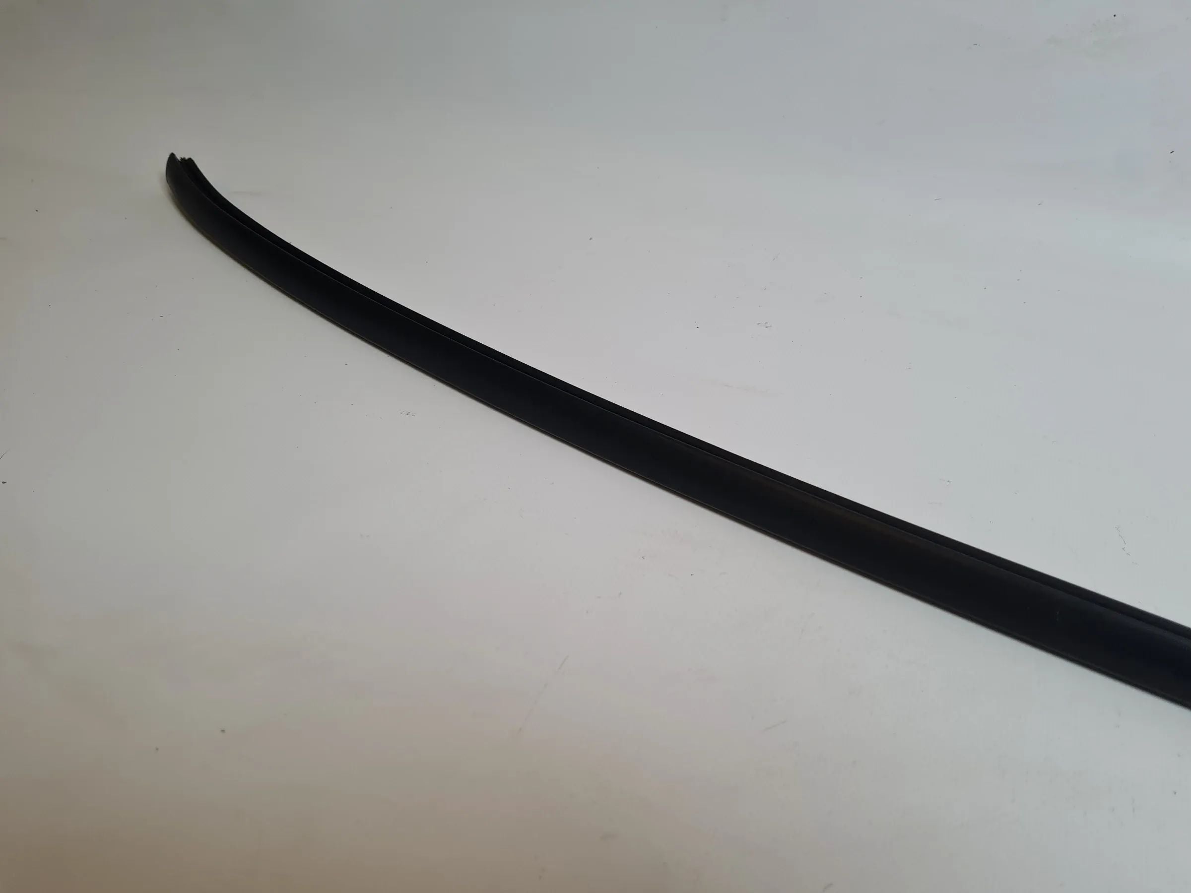 Mini One (R50/R53) Heckleiste Zierleiste Oben Hinten 51.31-7054068 (Original)