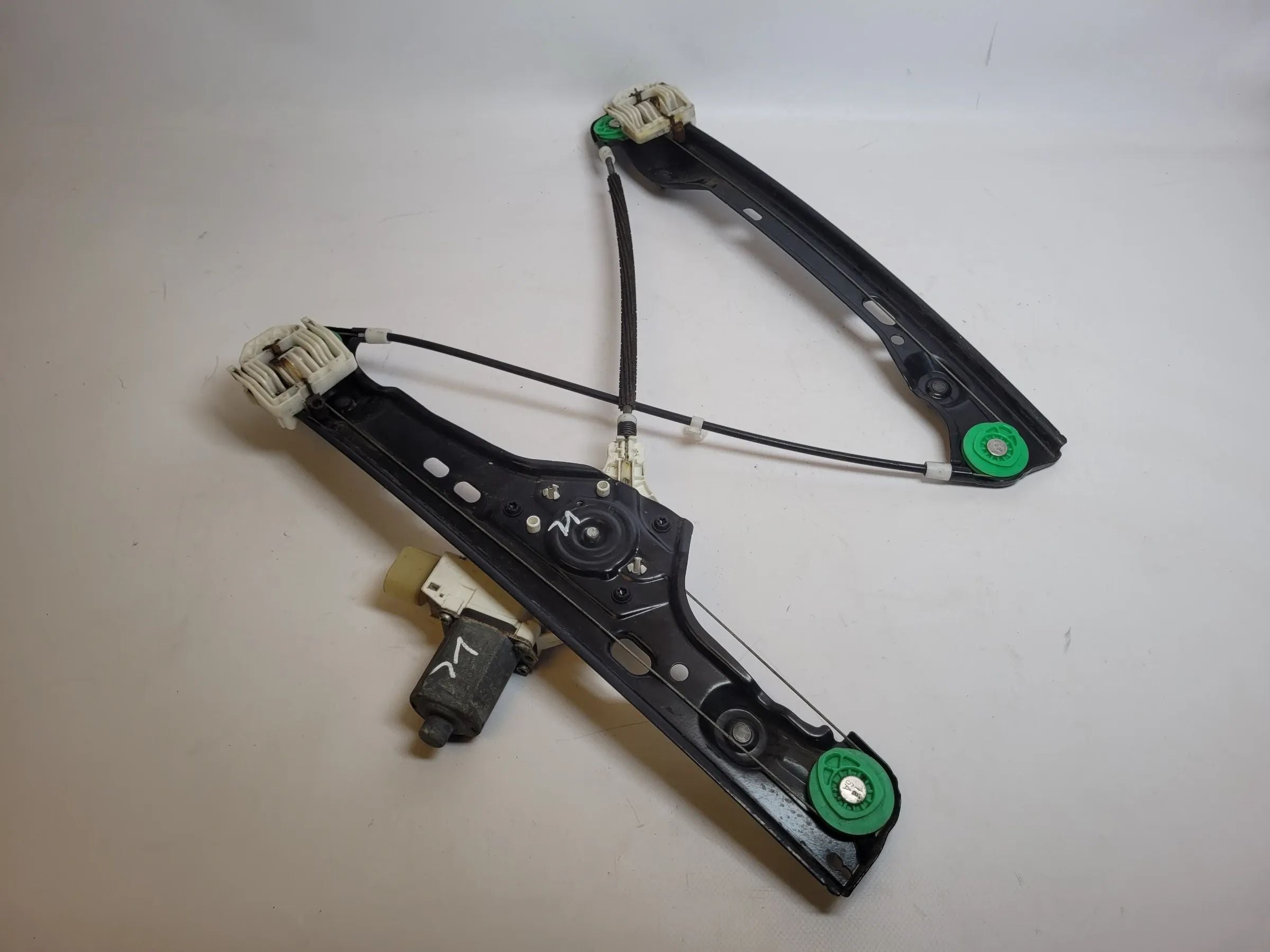 BMW 3er Touring E91 Fensterhebermotor + Gestänge Vorne Links 7060265 Original