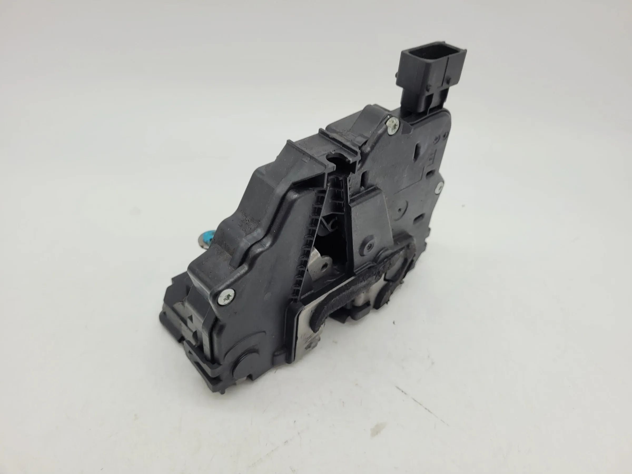 Fiat Punto Grande 199 Türschloss Vorne Rechts 55702904 (Original)