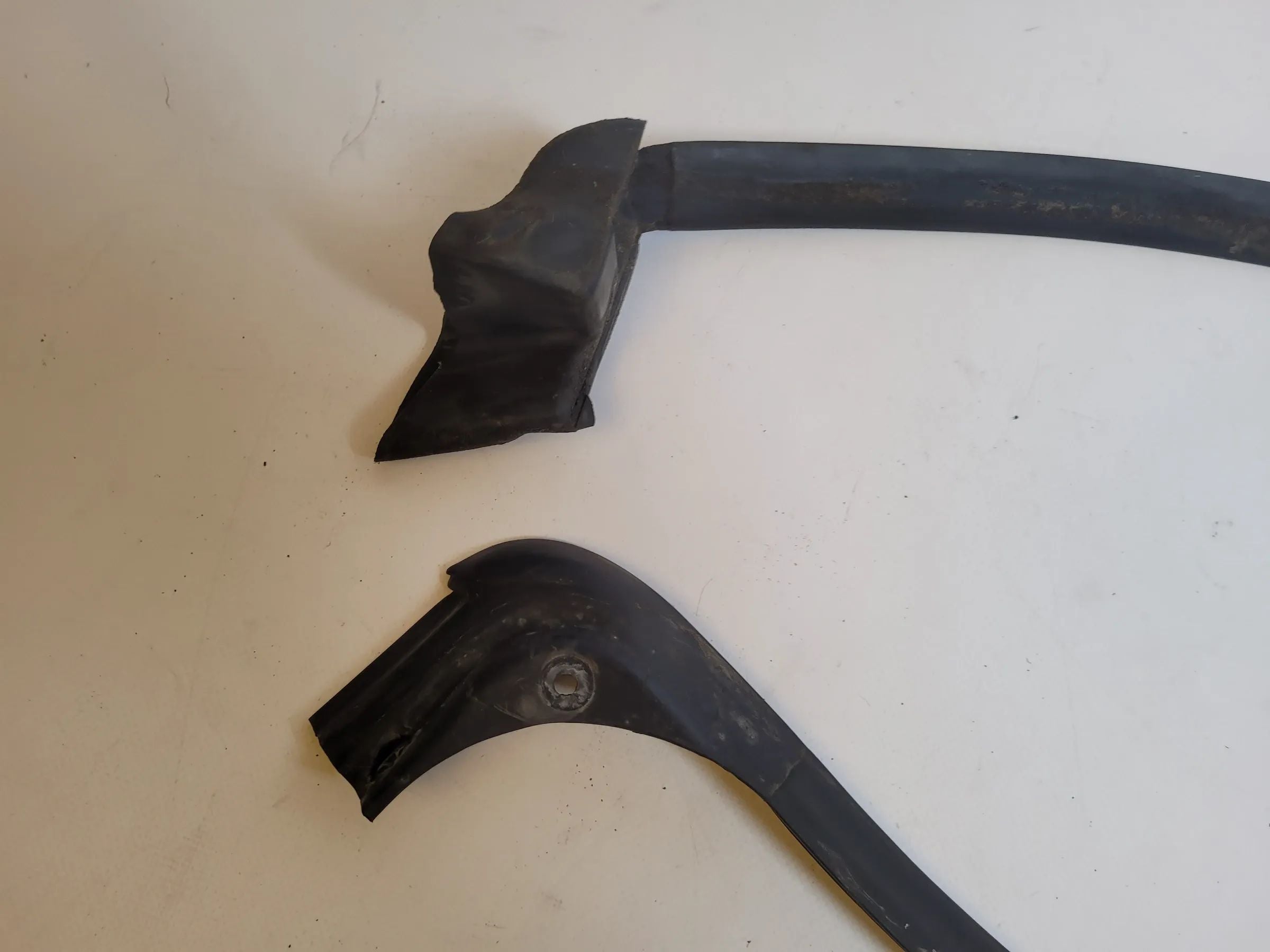 Fiat Punto Grande 199 Rahmen Dichtung Vorne Links Original