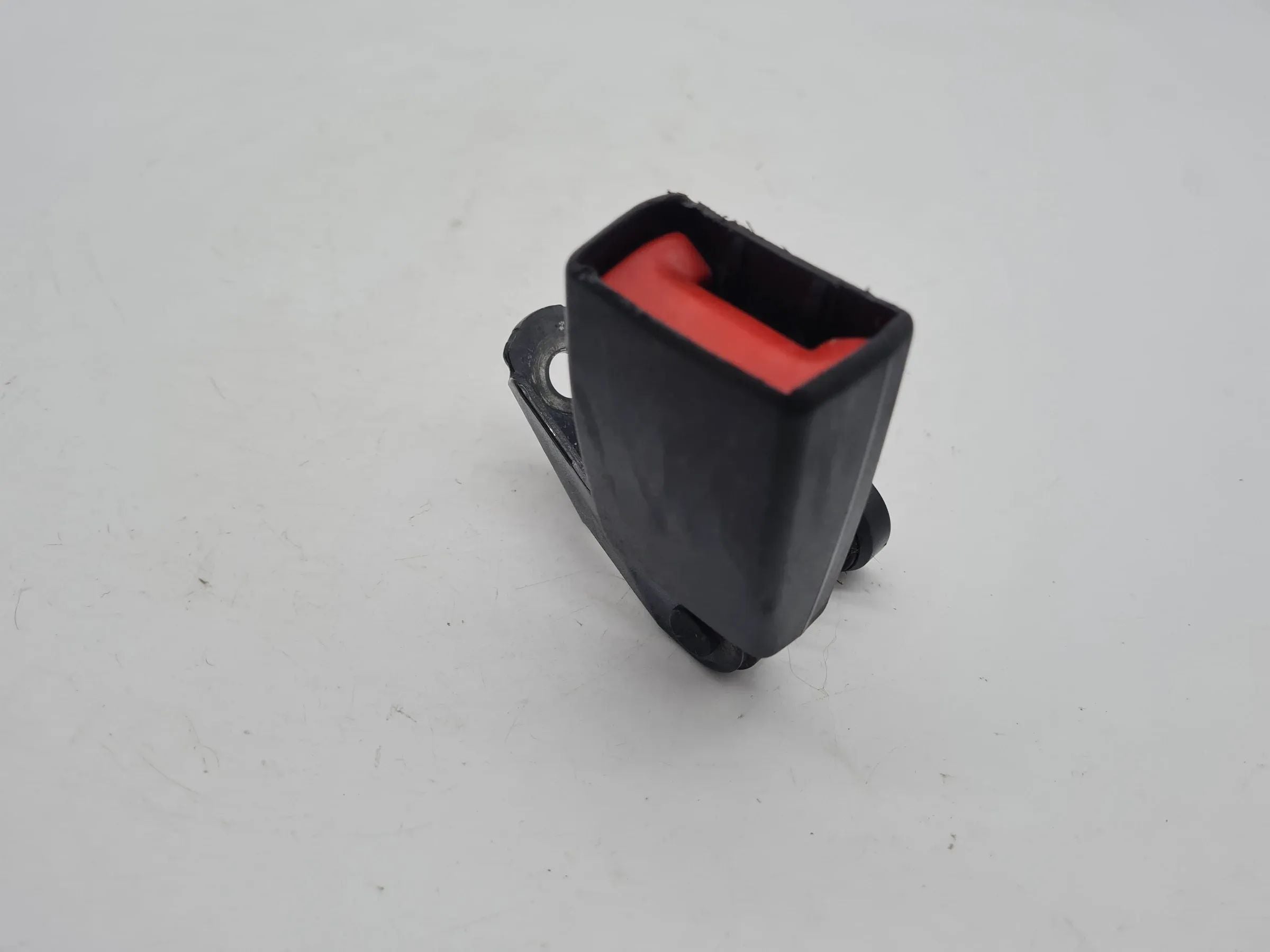 BMW 5er Touring E39 Gurtschloss Gurt Hinten Links 8176519 Original
