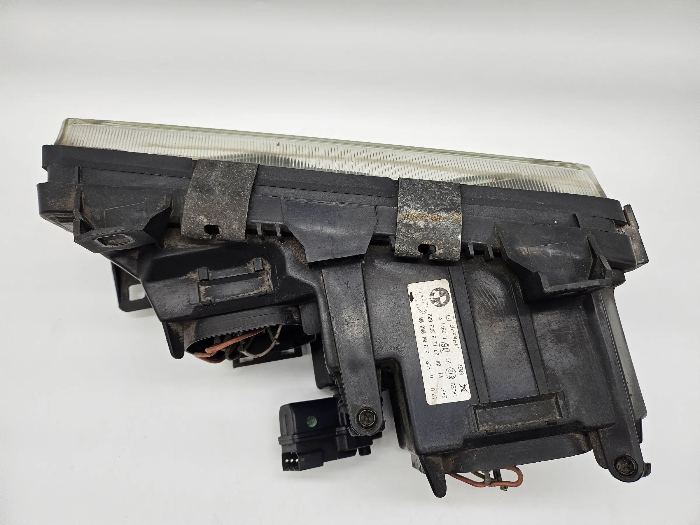 BMW E36 316 BJ98 75KW Faro Anteriore Destro con Motorino Regolazione VR 8353802