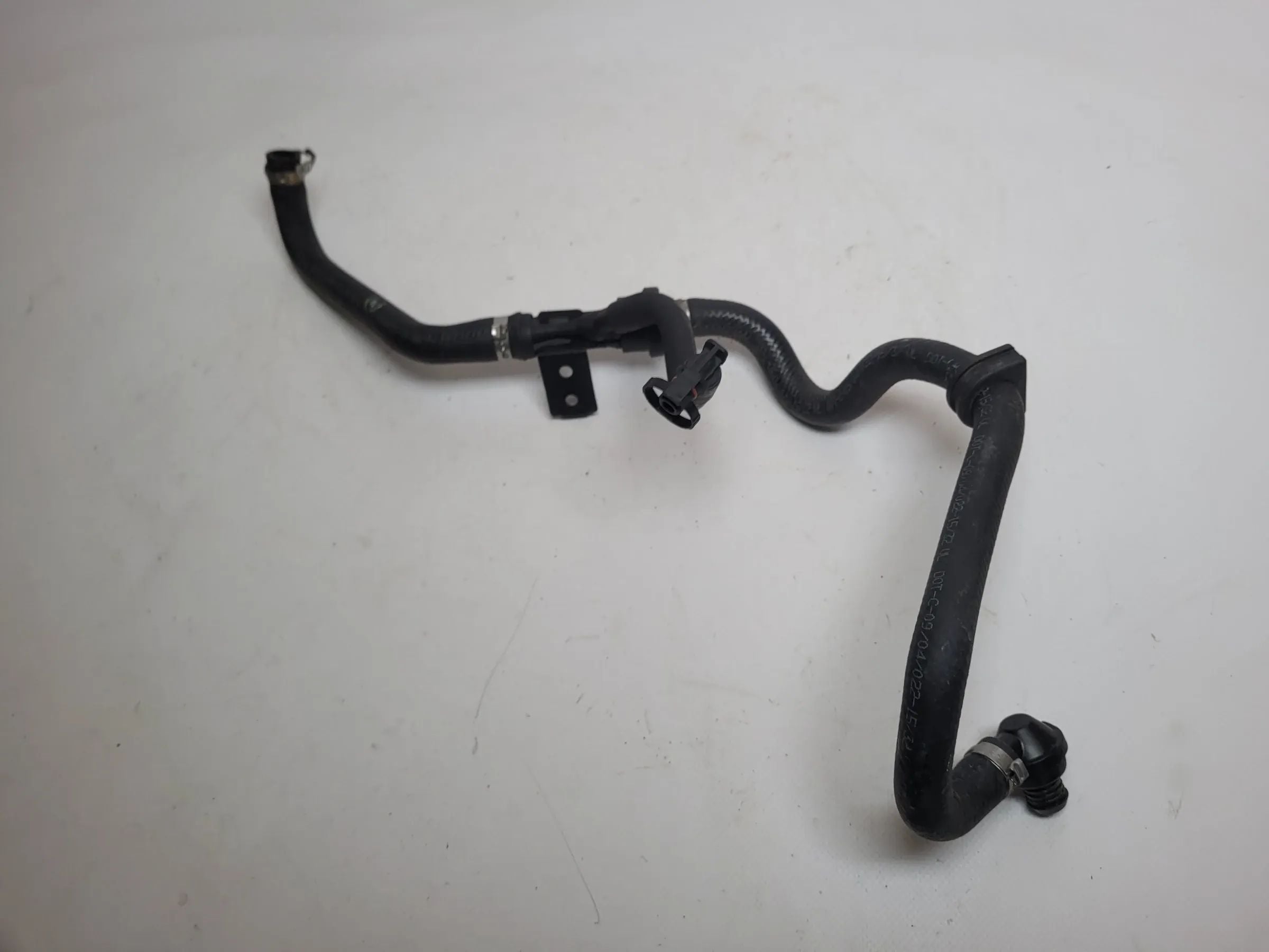 BMW 5er (E60/E61) Unterdruckschlauch Leitung 34.33-6768385 Original