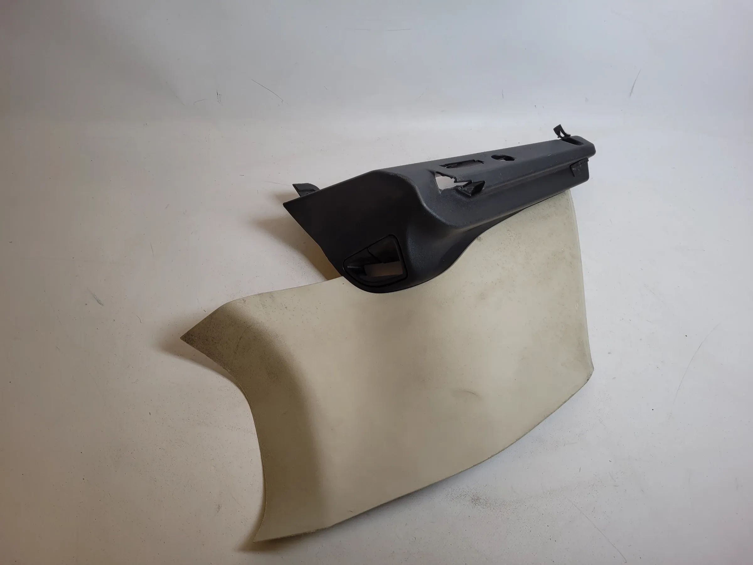 Fiat Punto Grande 199 Innenverkleidung Abdeckung Links 735346025SX Original