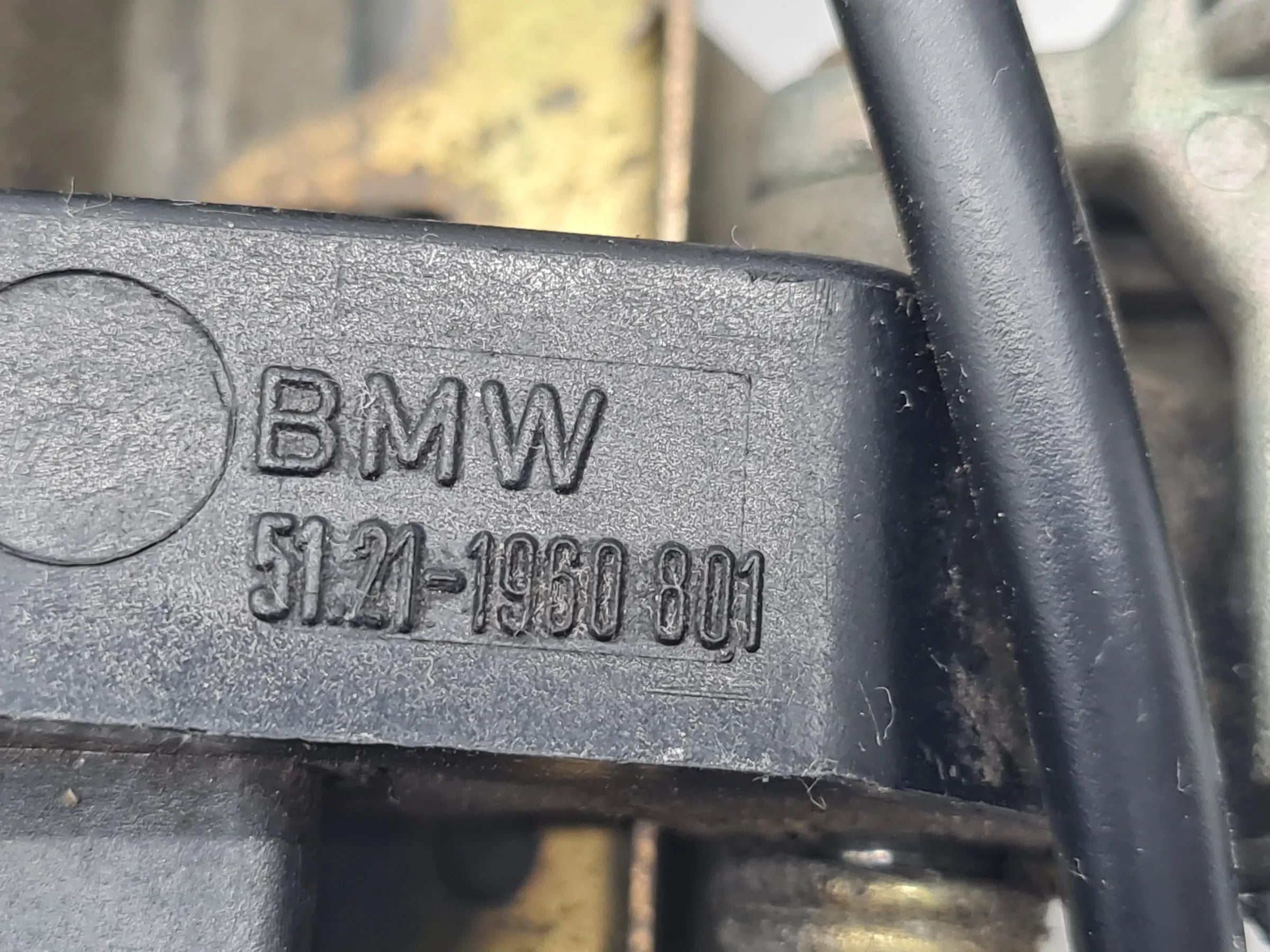 Original BMW 5 E34 Türgriff Außen Vorne Rechts 51.21-1960801