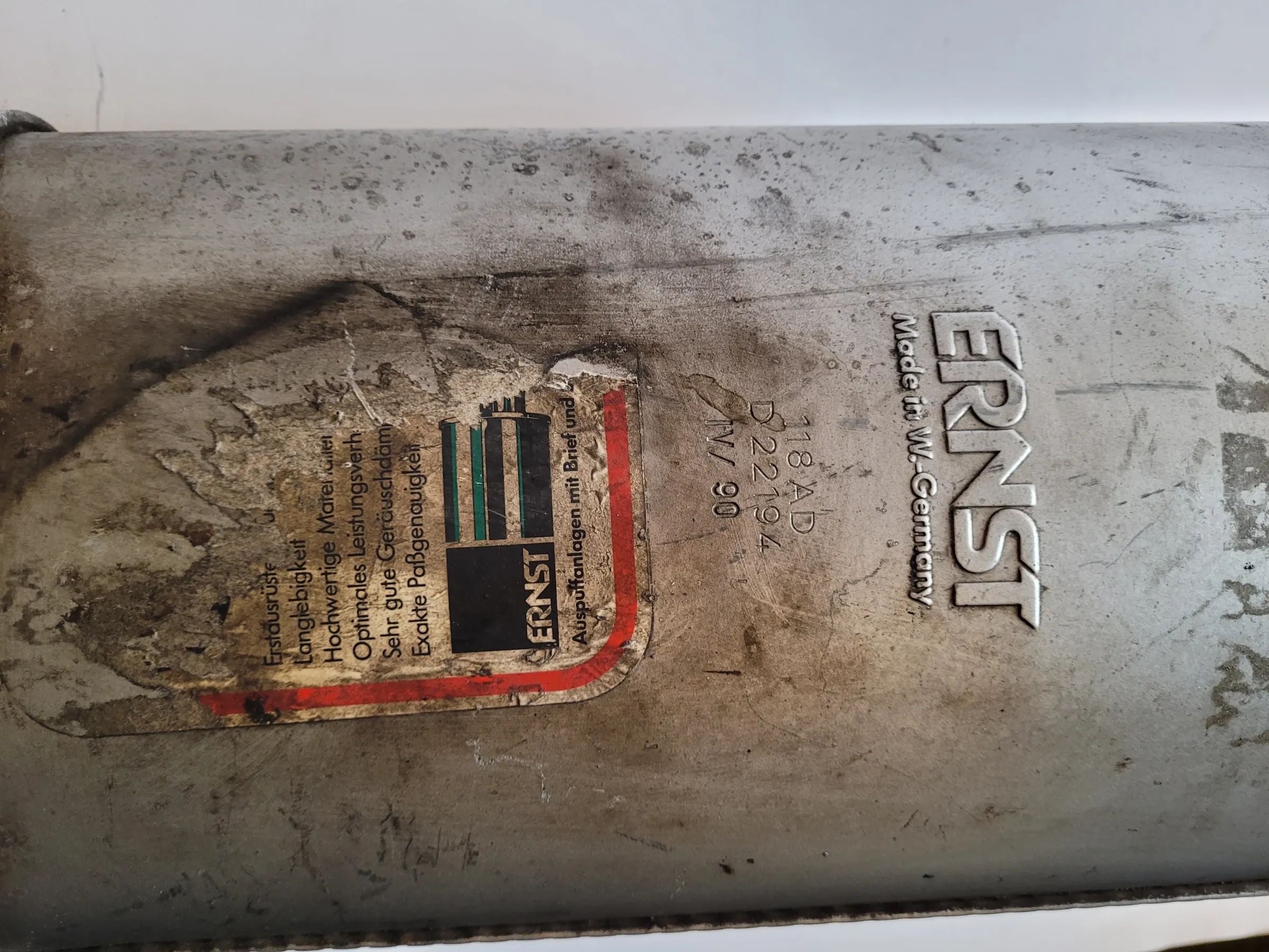 Original VW/Audi 80 B2 Auspuff Mittelschalldämpfer Endschalldämpfer D22194