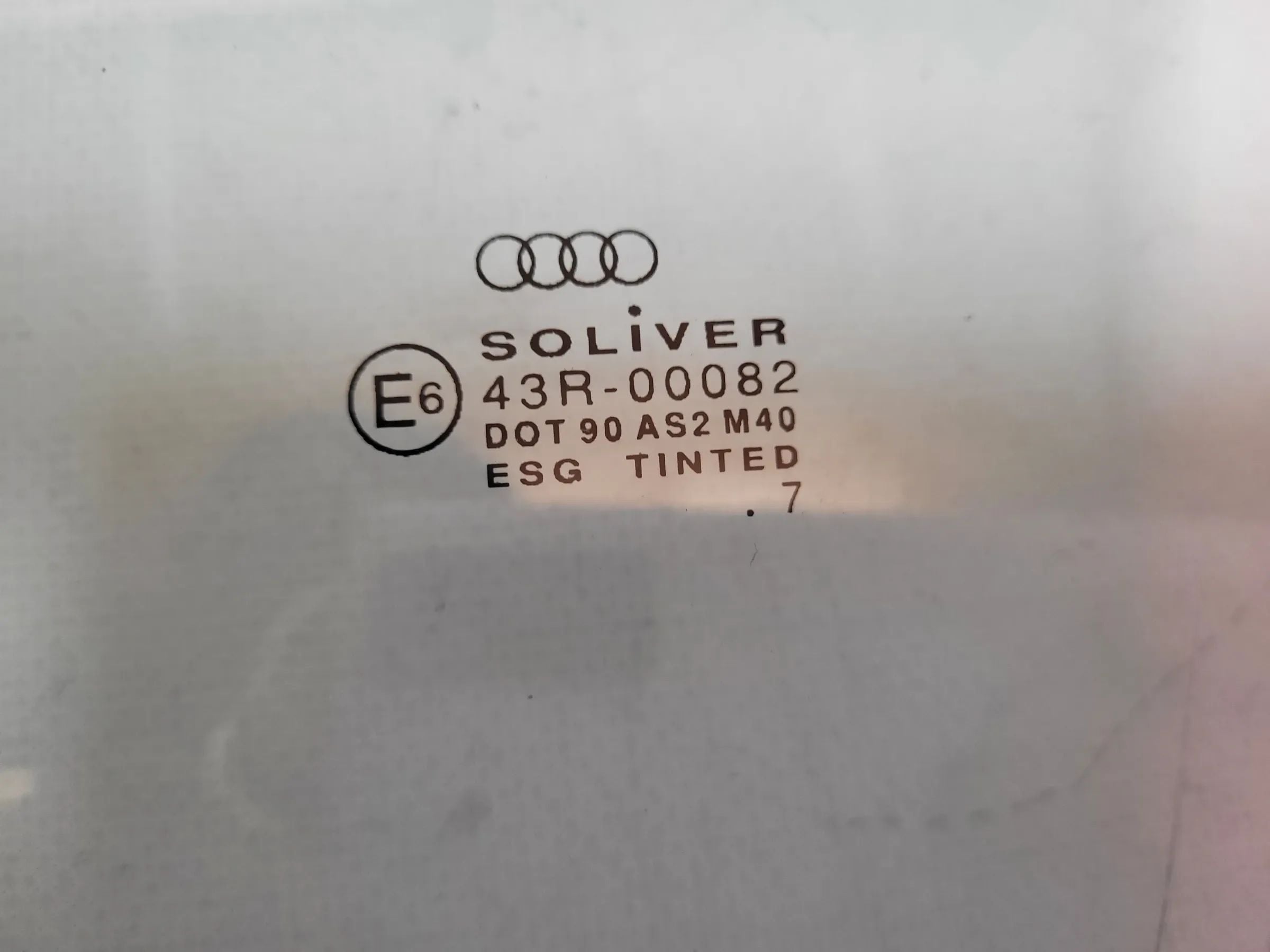 Original Audi A6 4B2/4B4 Fensterscheibe Türscheibe Vorne Links 43R-00082