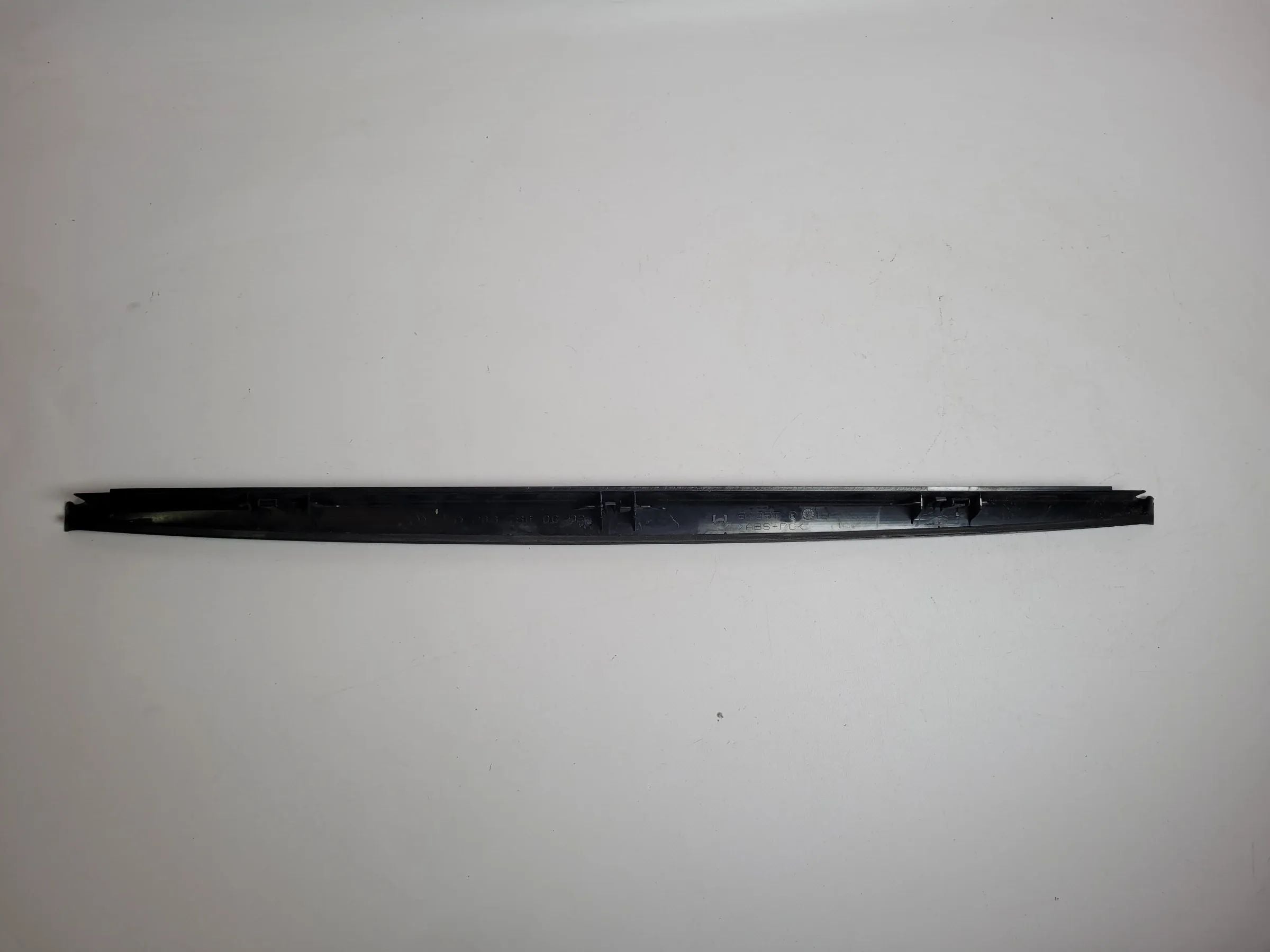 Original Mercedes-Benz C-Klasse (W203) Abdeckung Blende Dach A2037800092