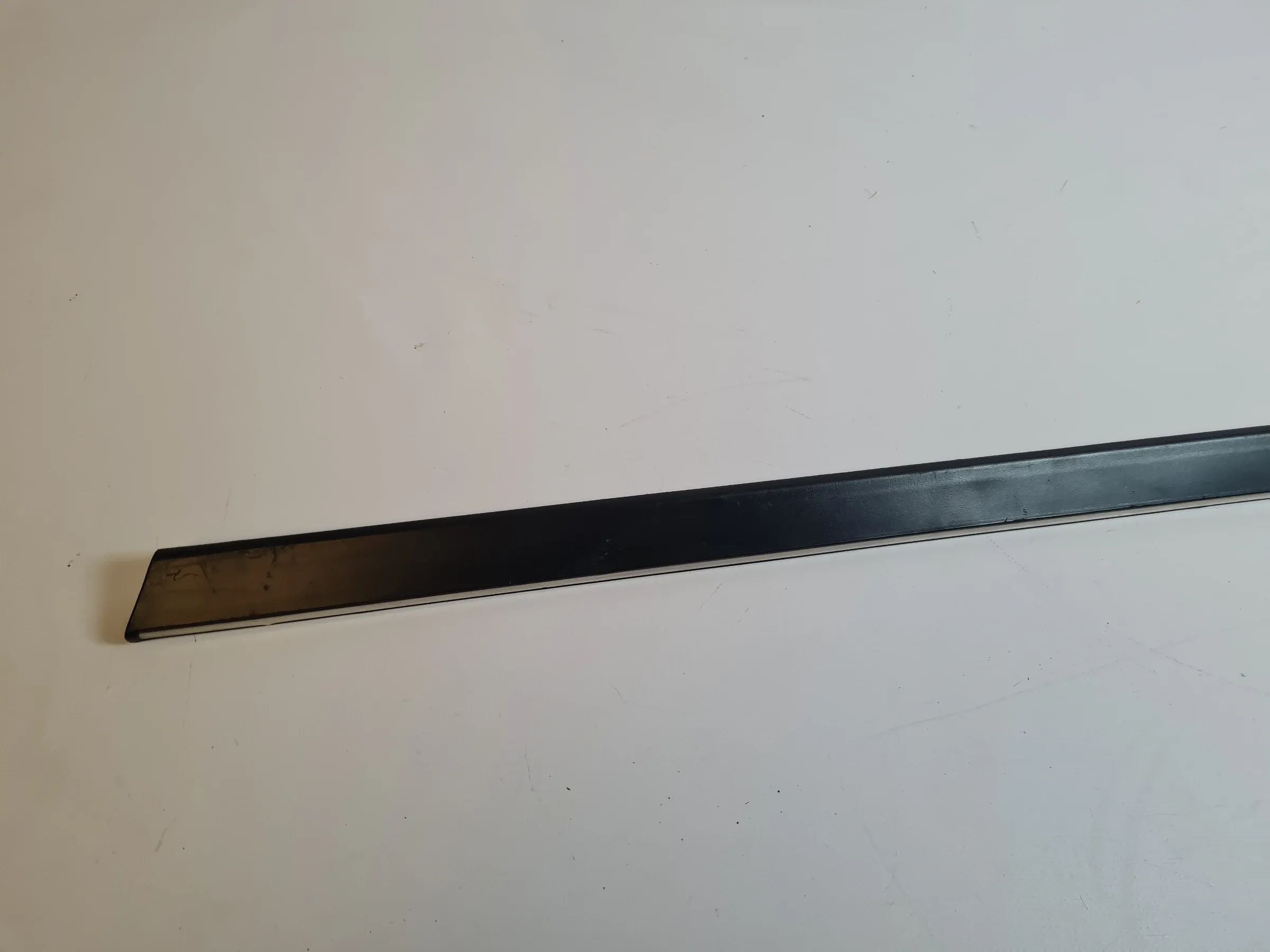 Original BMW 5er (E39) Türleiste Zierleiste Schwarz Links 8159297